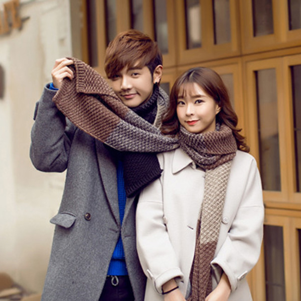 ผ้าพันคอไหมพรมถักลายตัดสี ผืนยาว ใช้ได้ทั้งหญิงและชาย (11307L)