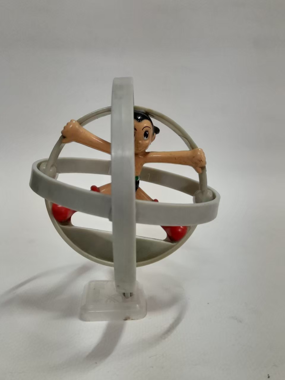 มีหลายภาพ,ฟิกเกอร์ เจ้าหนูปรมาณู อะตอม ฐานโม ตั้งได้ เล่นได้ปกติ มือสอง