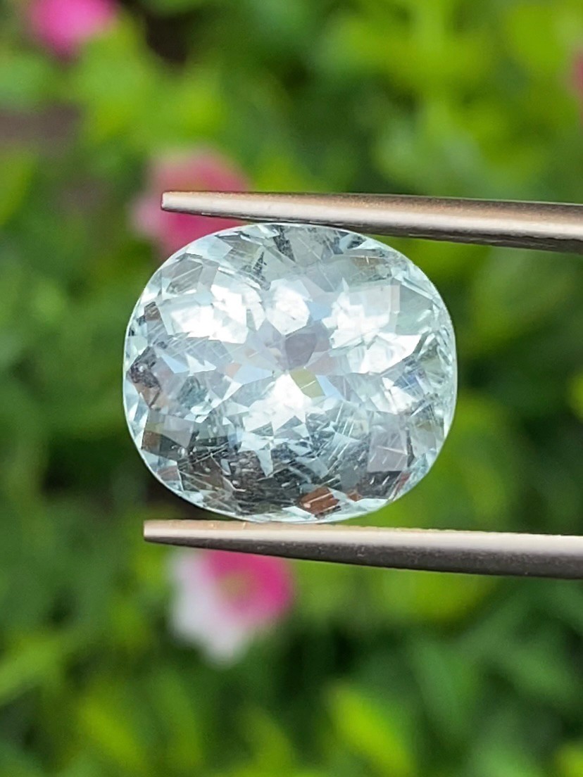 พลอย อความารีน Aquamarine 7.04 กะรัต (Cts.) พลอยแท้ อัญมณีมงคลประจําวันเกิด เครื่องประดับพลอย