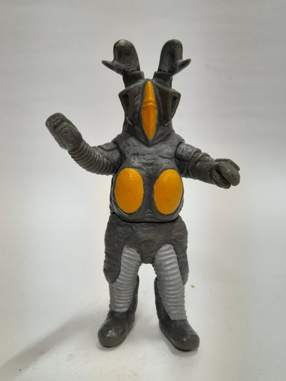 ซอฟ (แบบสุ่มในไข่กาชาปอง )ขนาด 5-5.5นิ้ว หายากมากๆ สัตว์ประหลาด เซ็ทต้อน2 ทำออกมาแบบเดียว ตัวเดียว รุ่นเดียว งานมือสอง สภาพดี ไม่มีสติ๊กเกอร์ใต้เท้า