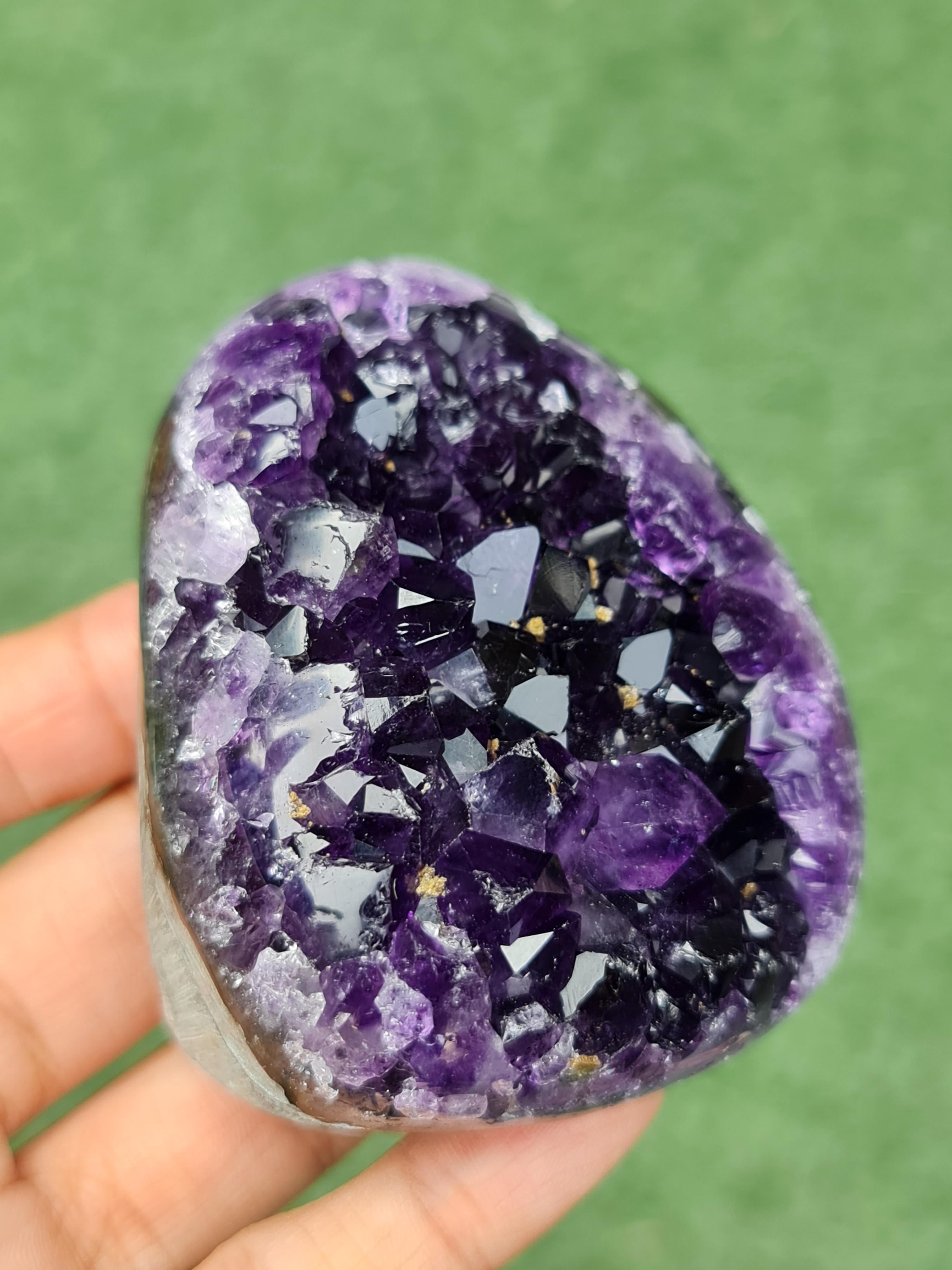 ก้อน ผลึก อเมทิส จีโอด Amethyst Geode 259 กรัม (grams.) พลอยแท้ อัญมณีมงคลประจําวันเกิด เครื่องประดับพลอย