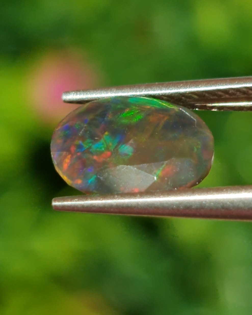 พลอย แบล็ก โอปอล Black Opal 1.46 กะรัต (Cts.) พลอยแท้ อัญมณีมงคลประจําวันเกิด เครื่องประดับพลอย