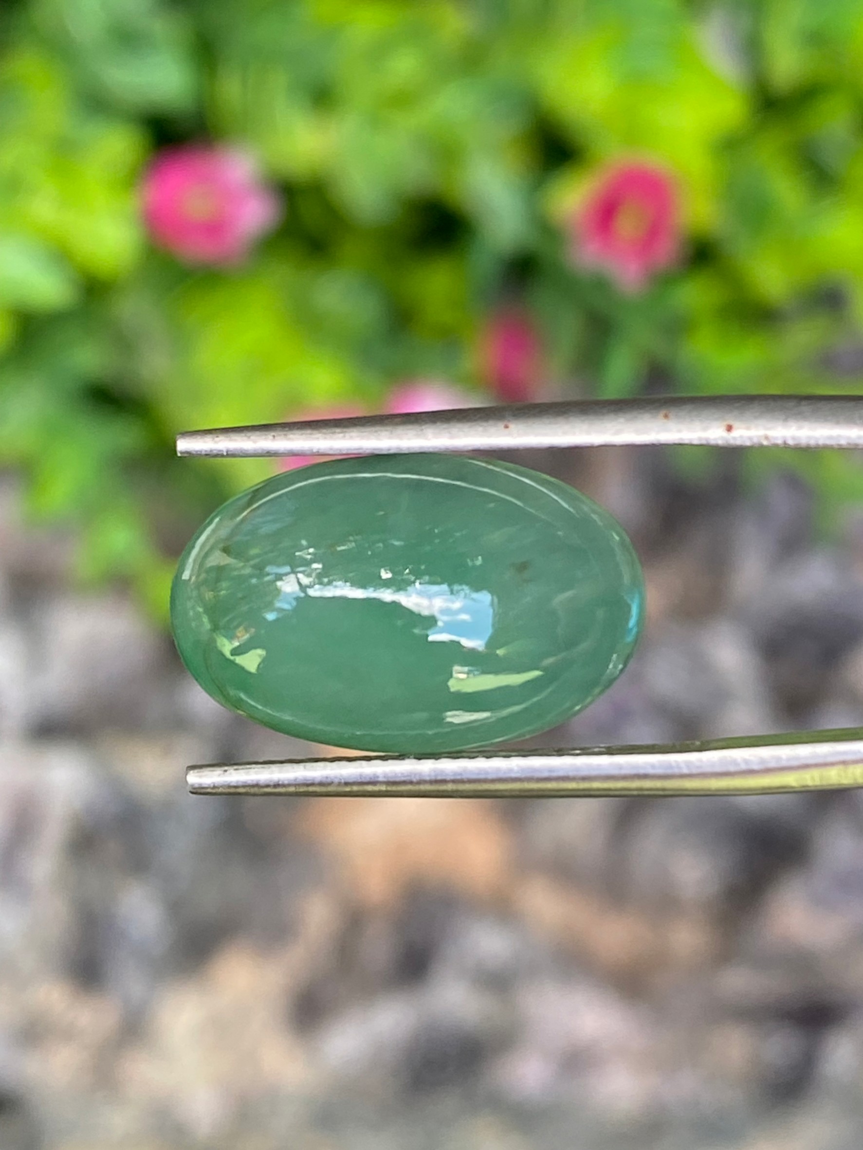 หยกพม่าเจียรนัย (Burmese jade ) 7.84 กะรัต หยกแท้ อัญมณีมงคลประจําวันเกิด เครื่องประดับหยก