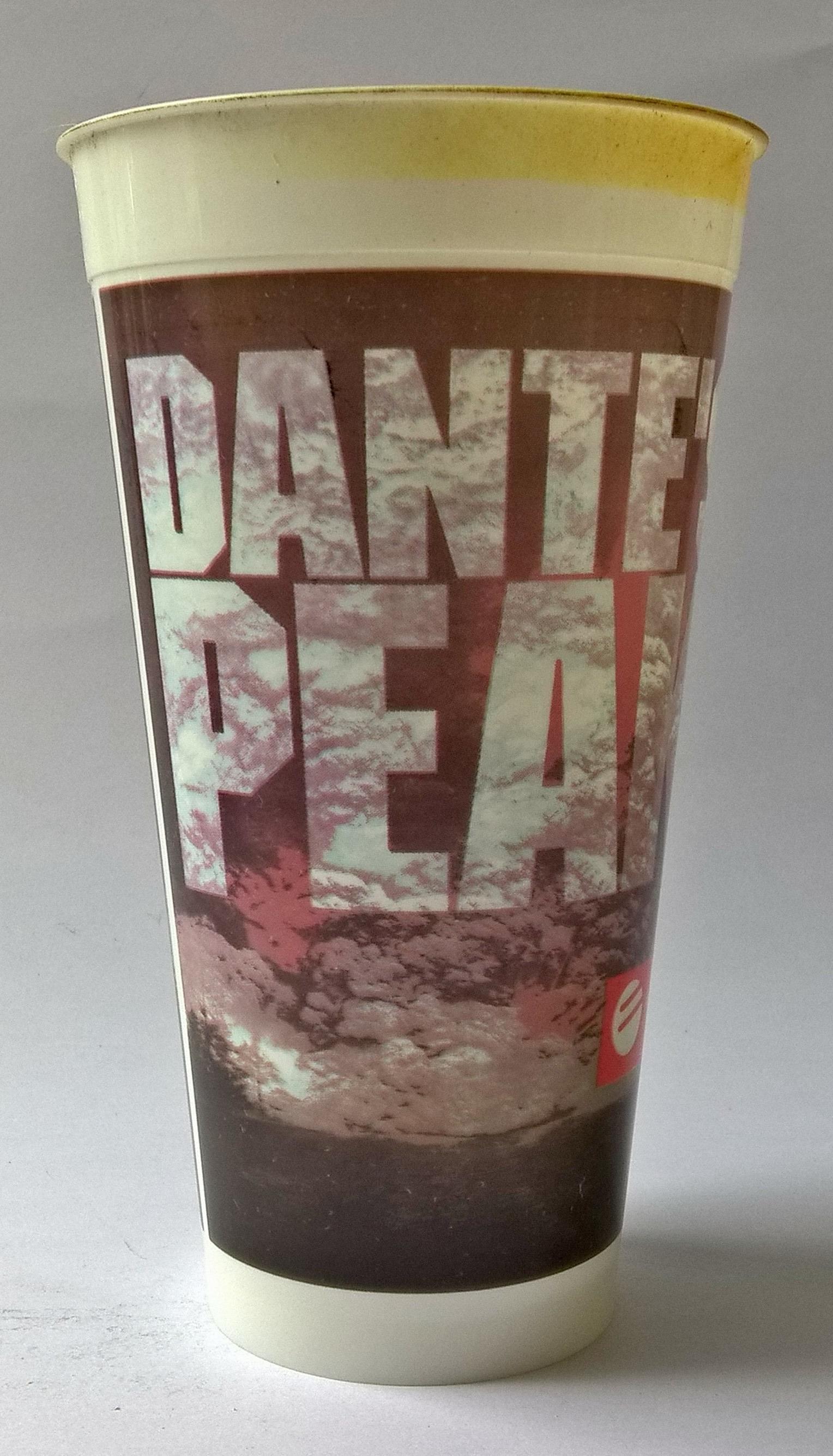 แก้วน้ำพลาสติกงานเก่า จากภาพยนต์เด็นเต้ พีค DANTE'S PEAK ของสะสมจาก EGV ของเก่า โปรดตรวจสอบทุกภาพ
