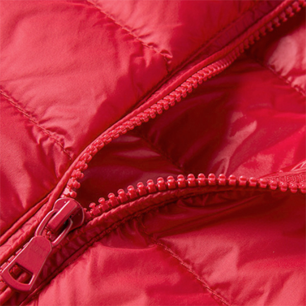 Ultra Light Down เสื้อกันหนาวขนเป็ด มีฮู้ดพร้อมถุงเก็บ (11966X)