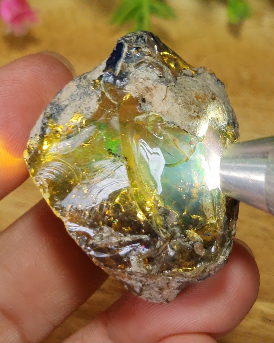 ก้อน ผลึก โอปอล Opal 53 กรัม (Grams.) พลอยแท้ อัญมณีมงคลประจําวันเกิด เครื่องประดับพลอย