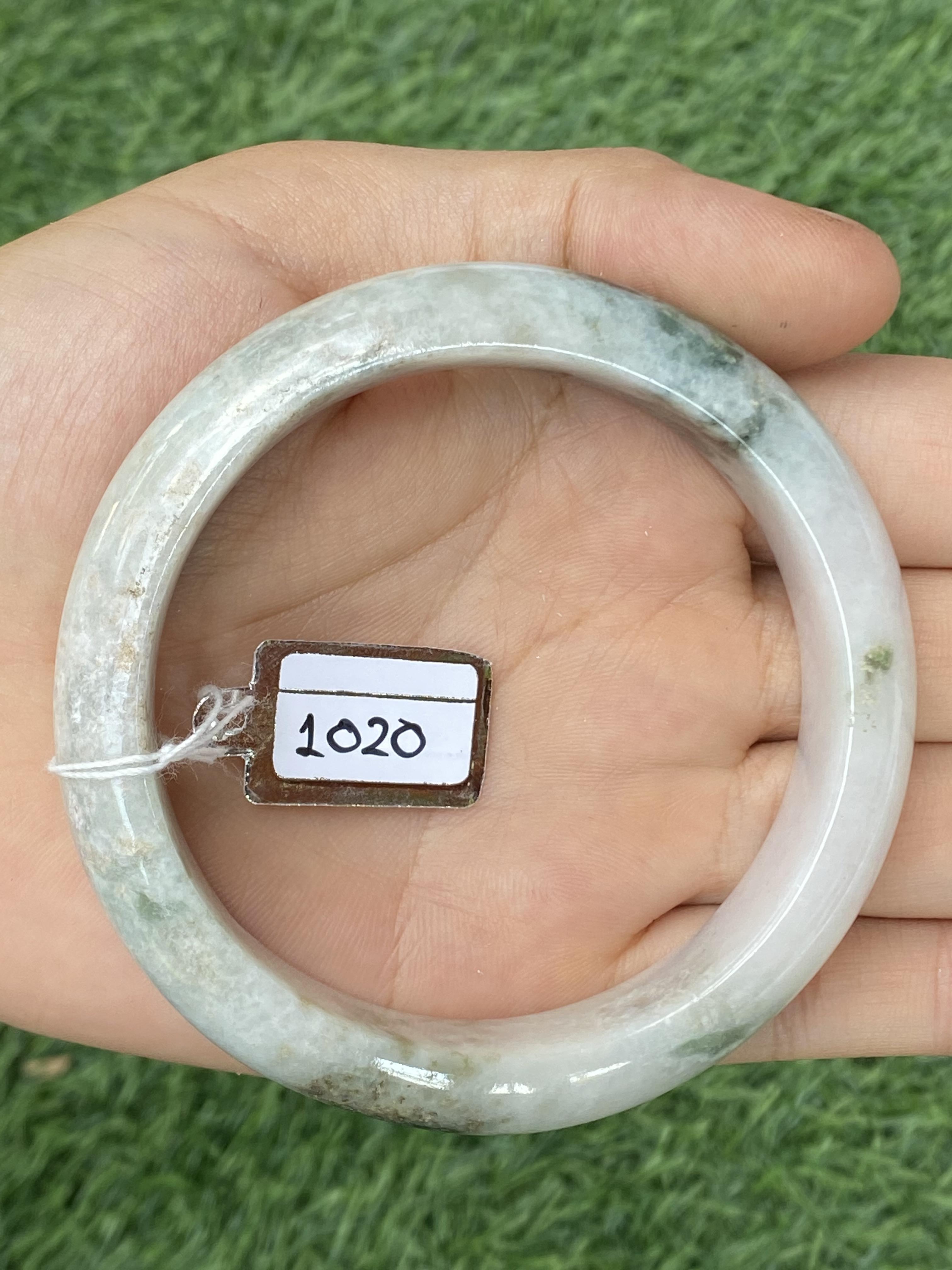 1020 หยก พม่า แท้ Jade กำไลหยก 57.7 มม. (Jadeite bracelet) พม่า (Myanmar)