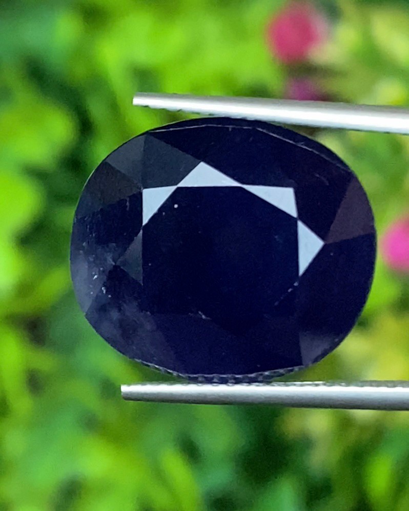 พลอย ไพลิน Blue sapphire 31.34 กะรัต (Cts.) พลอยแท้ อัญมณีมงคลประจําวันเกิด เครื่องประดับพลอย