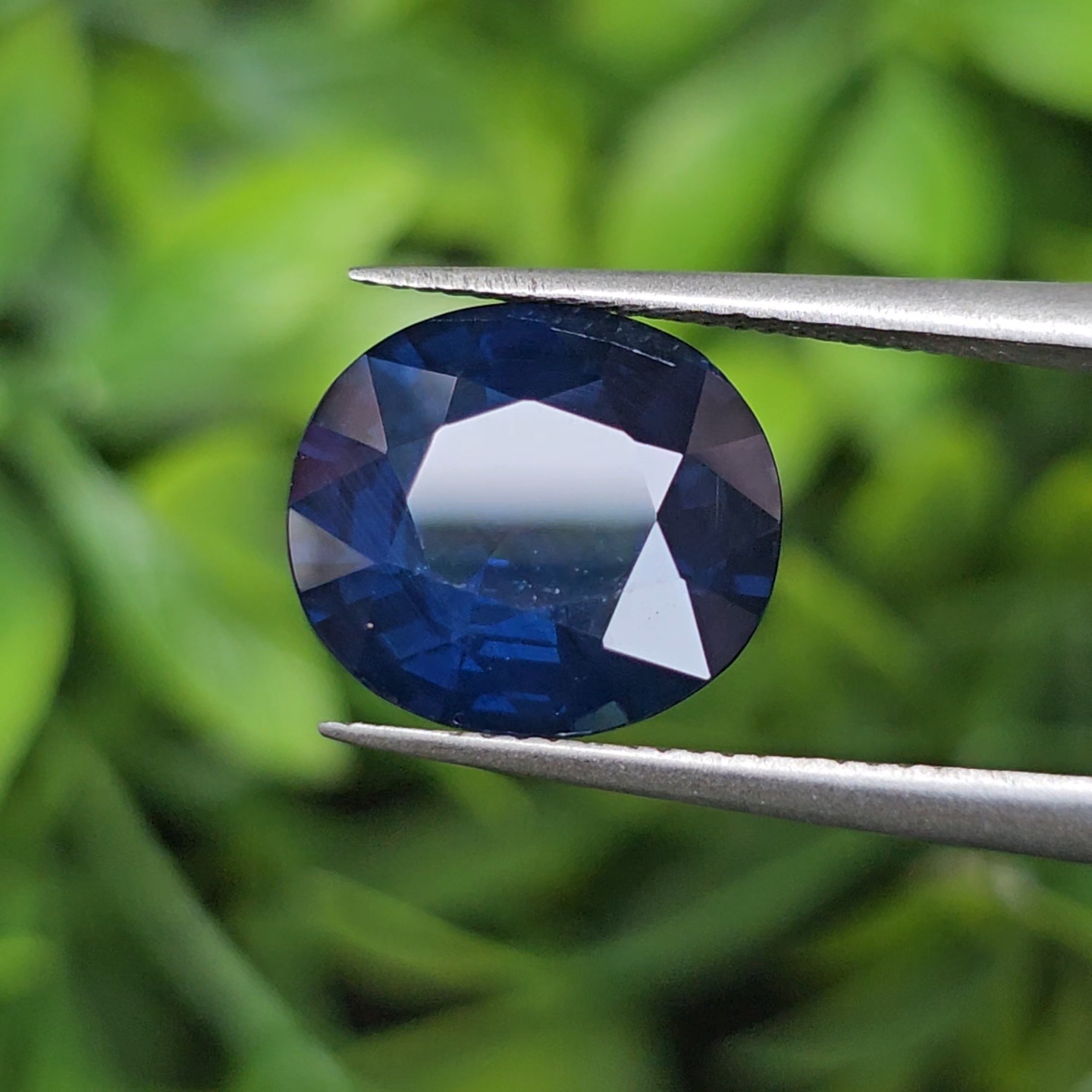 พลอย ไพลิน Blue sapphire 4.54 กะรัต (Cts.) พลอยแท้ อัญมณีมงคลประจําวันเกิด เครื่องประดับพลอย