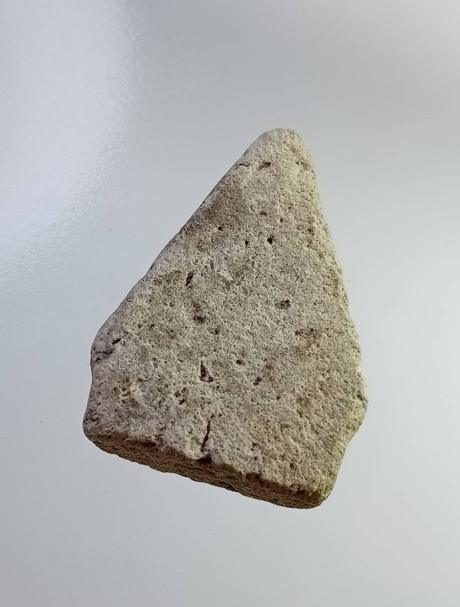 ผ2856 พระผง พิมพ์พระพุทธ ไม่ทราบที่ครับ