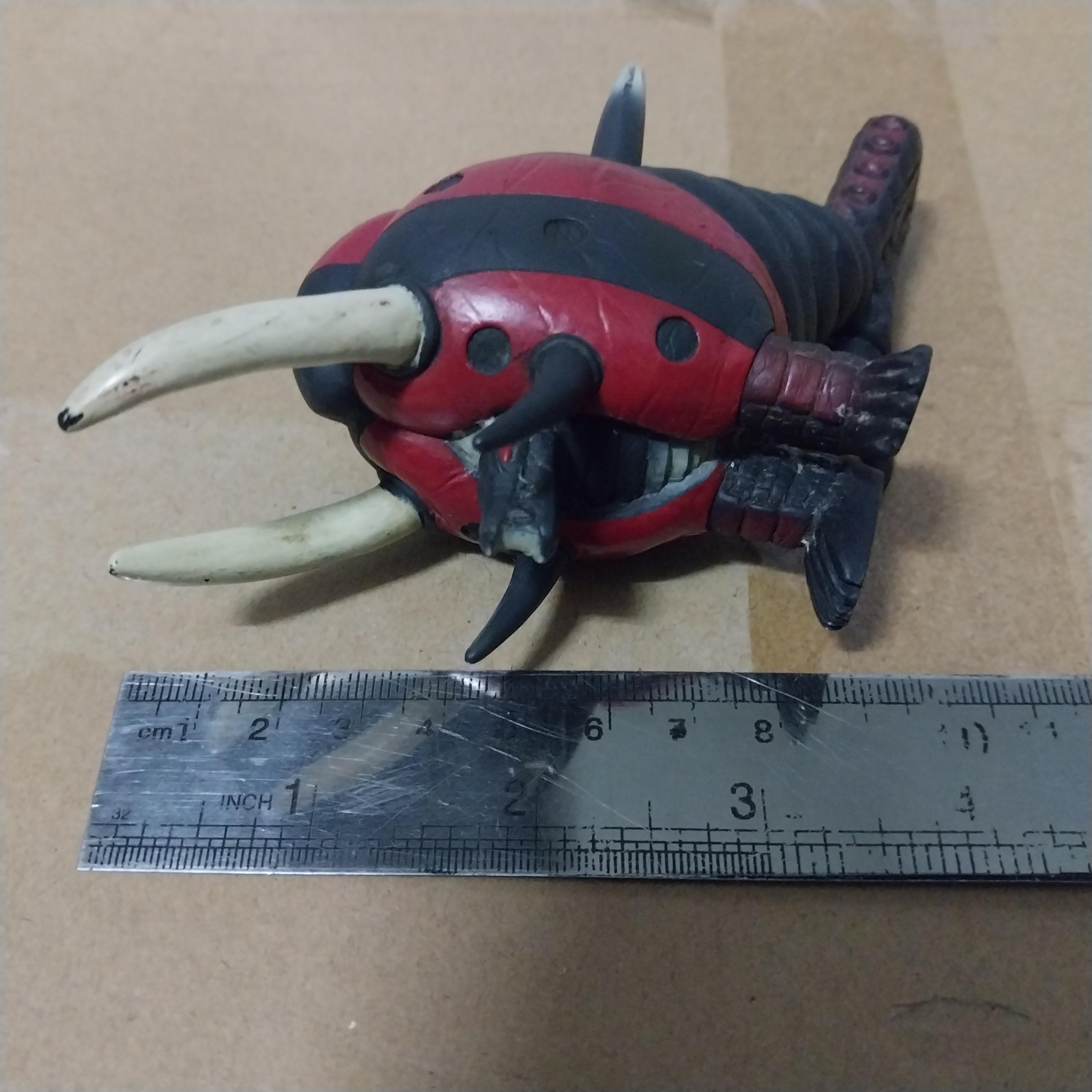 ซอฟ แบล็คเอนด์ ลาสบอส สัตว์ประหลาด จากอุลตร้าแมน เรโอขนาด 4 นิ้ว สูง 3นิ้ว งาน bandai chaina ปี 2002 สภาพดี Soft Monster Black End in series Ultraman Leo