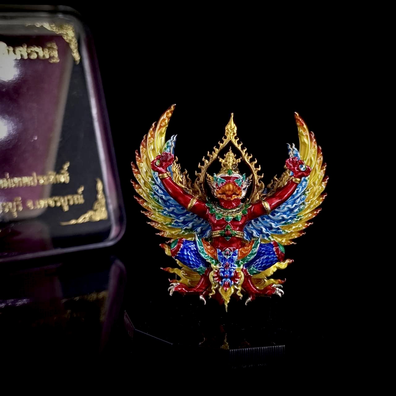 พญาครุฑประสิทธิ์เศรษฐี (พิมพ์ใหญ่ 4 cm) เนื้อสัมฤทธิ์ชุบ 2 กษัตริย์ ลงยาชาวดี