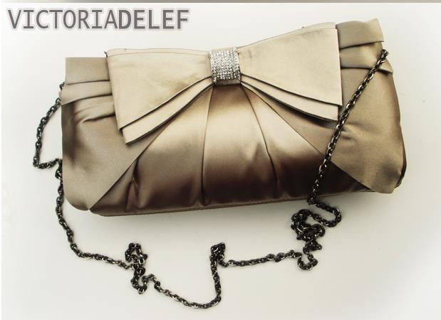 พร้อมส่ง Evening Clutch กระเป๋าออกงาน VictoriaDelef ผ้าซาติน จับเดรป