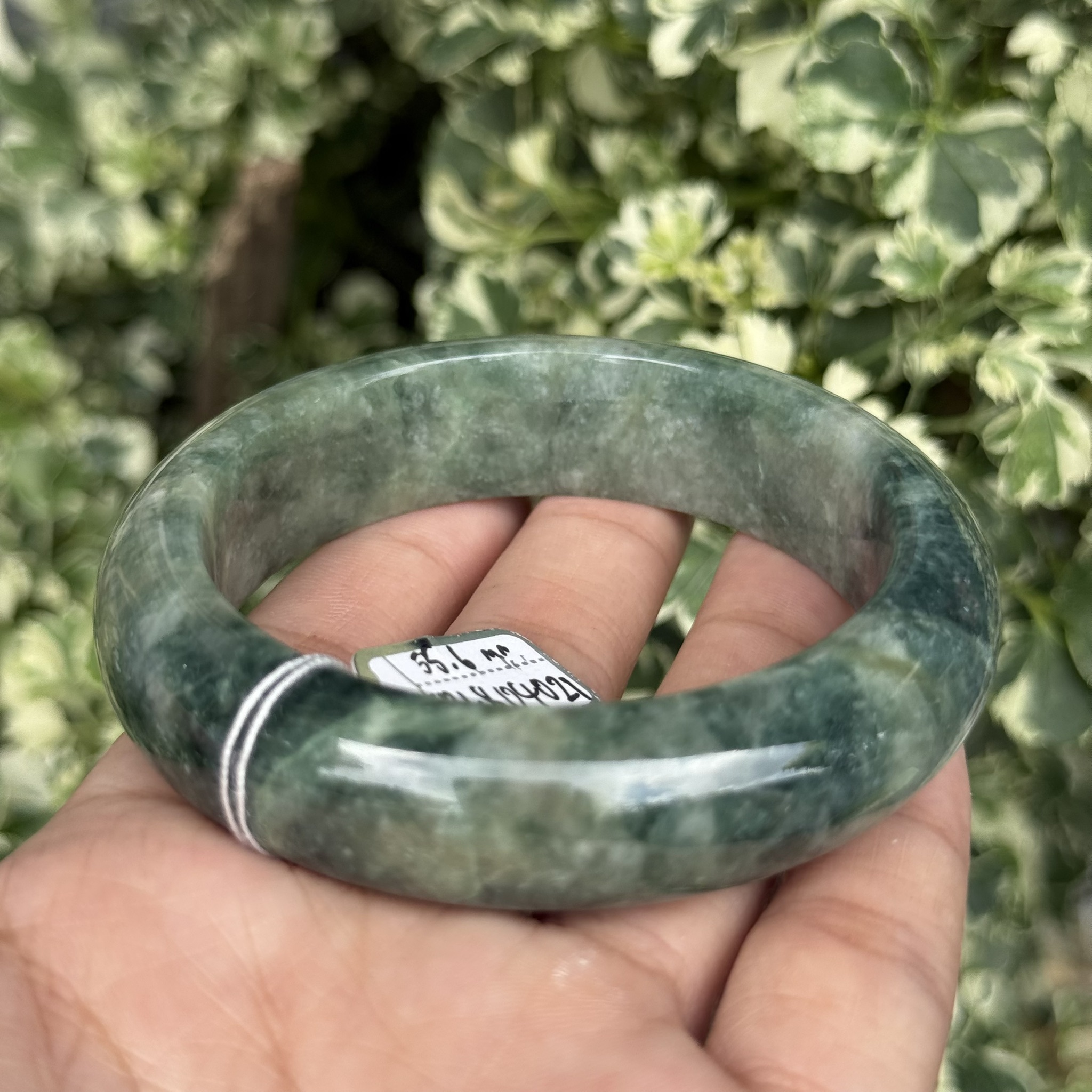 JB6804021 หยก พม่า แท้ Jade กำไลหยก 55.6 มม. (Jadeite bracelet) พม่า (Myanmar)