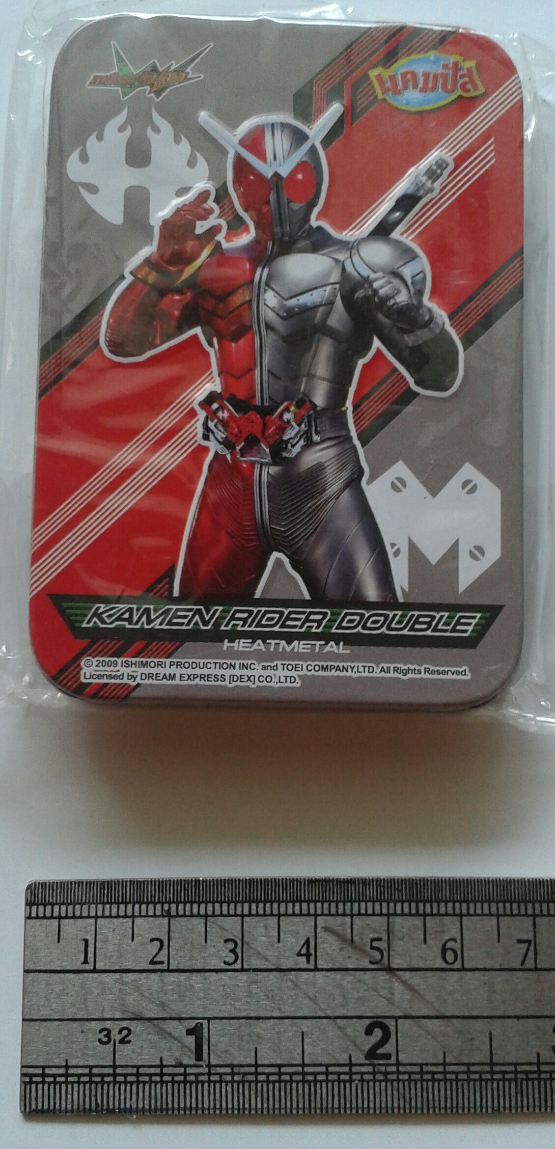 กล่องโลหะ ลาย มาสค์ไรเดอร์ ดับเบิ้ล Masked Rider Double ขนาดตามภาพ มี 6 ลาย