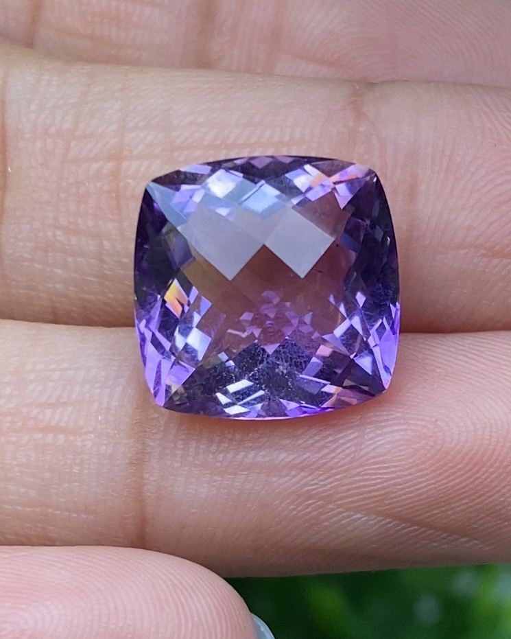 พลอย อเมทิส Amethyst 9.75 กะรัต (Cts.) พลอยแท้ อัญมณีมงคลประจําวันเกิด เครื่องประดับพลอย