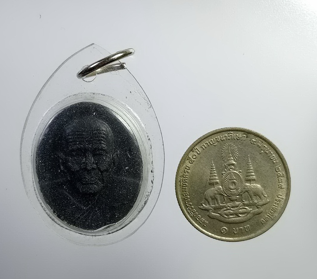 ผ2824 พระผง หลวงปู่ทวด หลังสิงห์ วัดพระยาสุเรนทร์ กรุงเทพฯ