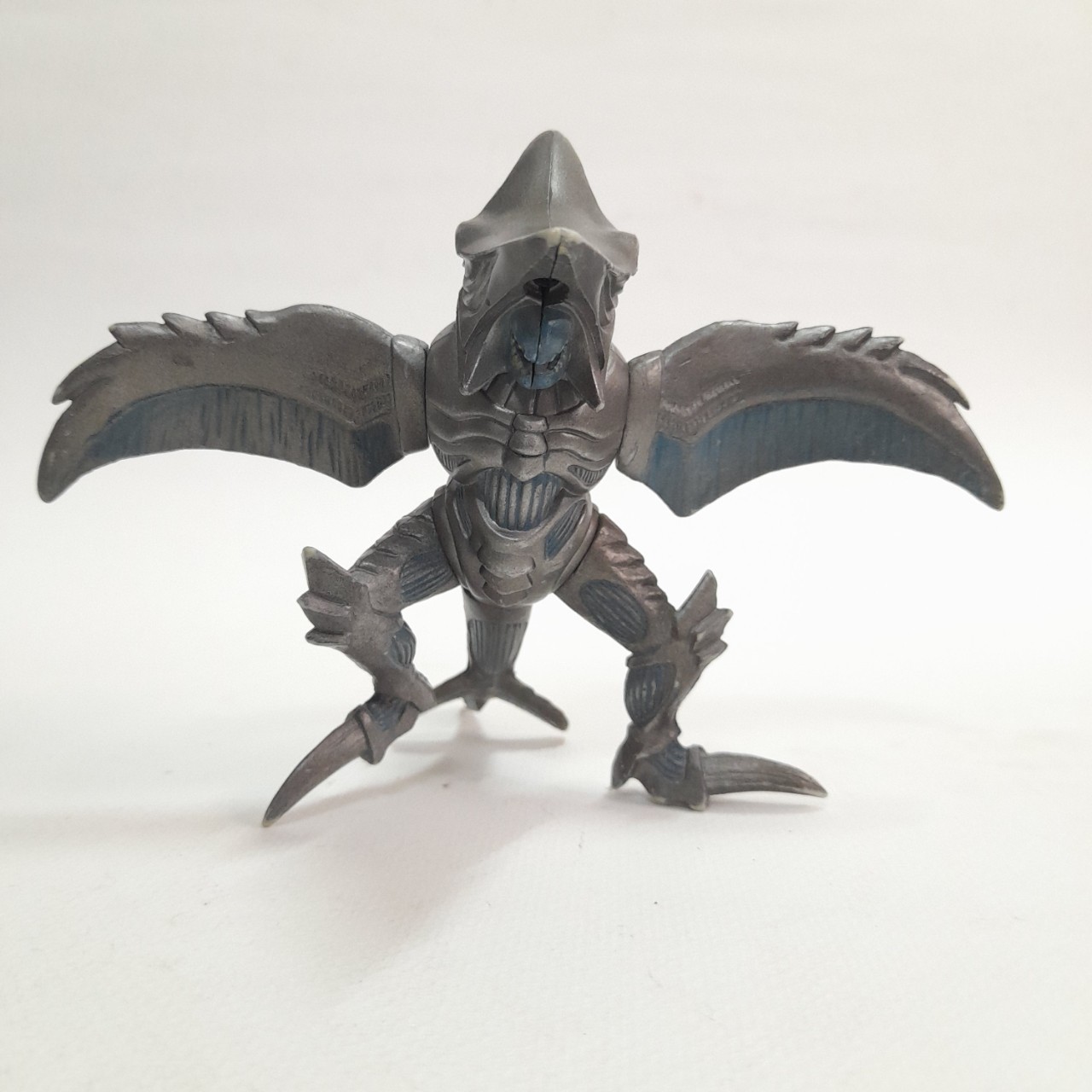 มีหลายภาพ ,จิกูร่า Zigra แอคชั่นฟิกเกอร์ ขนาด 5-5.5นิ้ว มีข้อต่อขยับได้หลายส่วน ซิกร้า สัตว์ประหลาด จาก กาเมร่า งานของ เทรนส์มาสเตอร์ ค่อนข้างหายาก มือสองสภาพดี มีรอยบ้าง