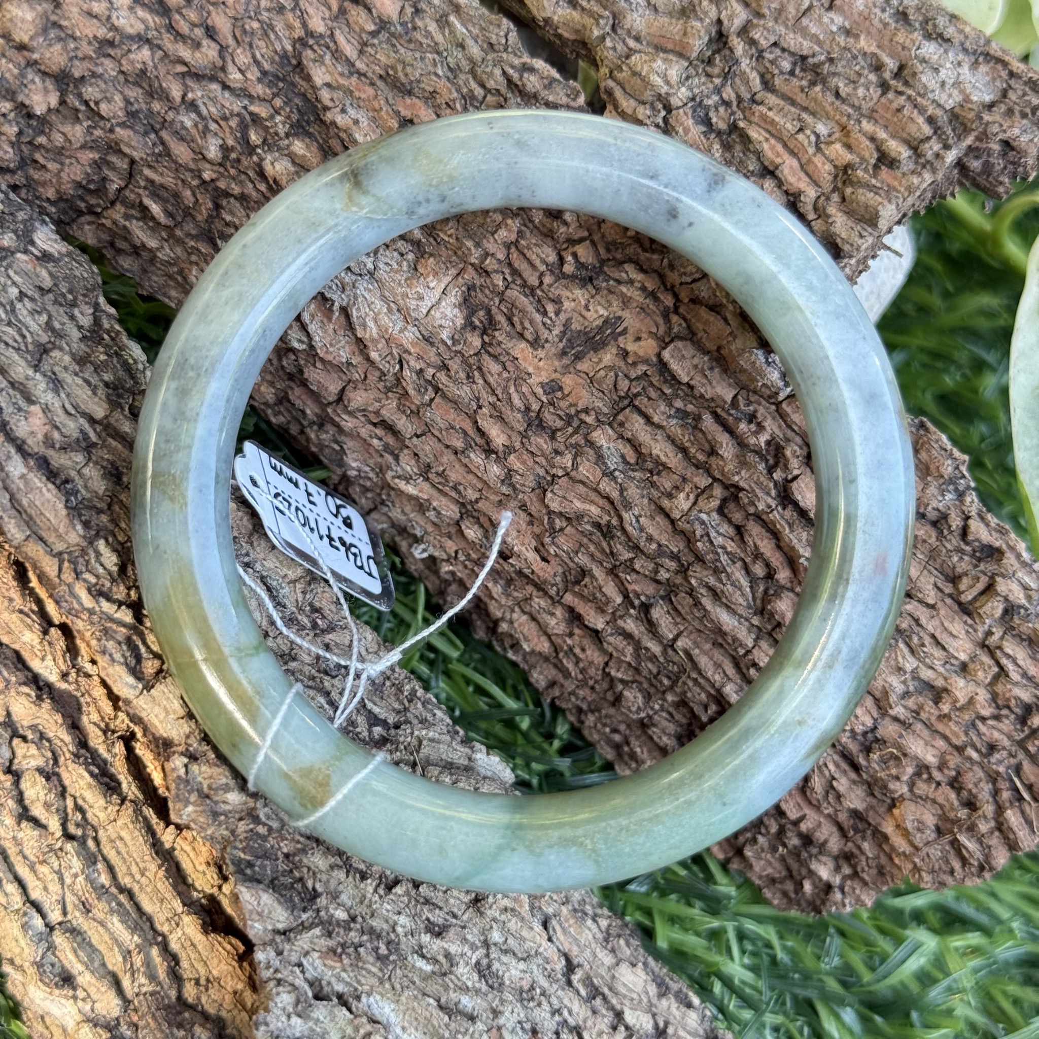 JB6711025 หยก พม่า แท้ Jade กำไลหยก 50.7 มม. (Jadeite bracelet) พม่า (Myanmar)