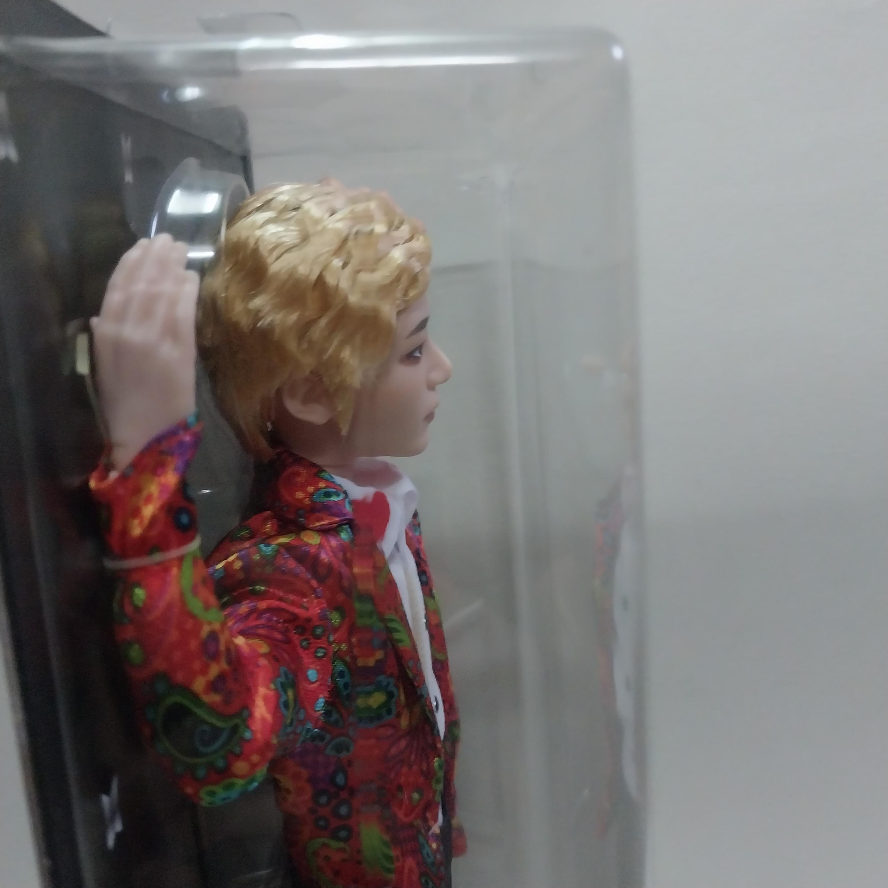 มีหลายภาพ มือ1 กล่องชำรุดบ้าง มีหลายภาพ ตุ๊กตาบอยแบรนด์เกาหลี BTS ของแท้แมทเทล