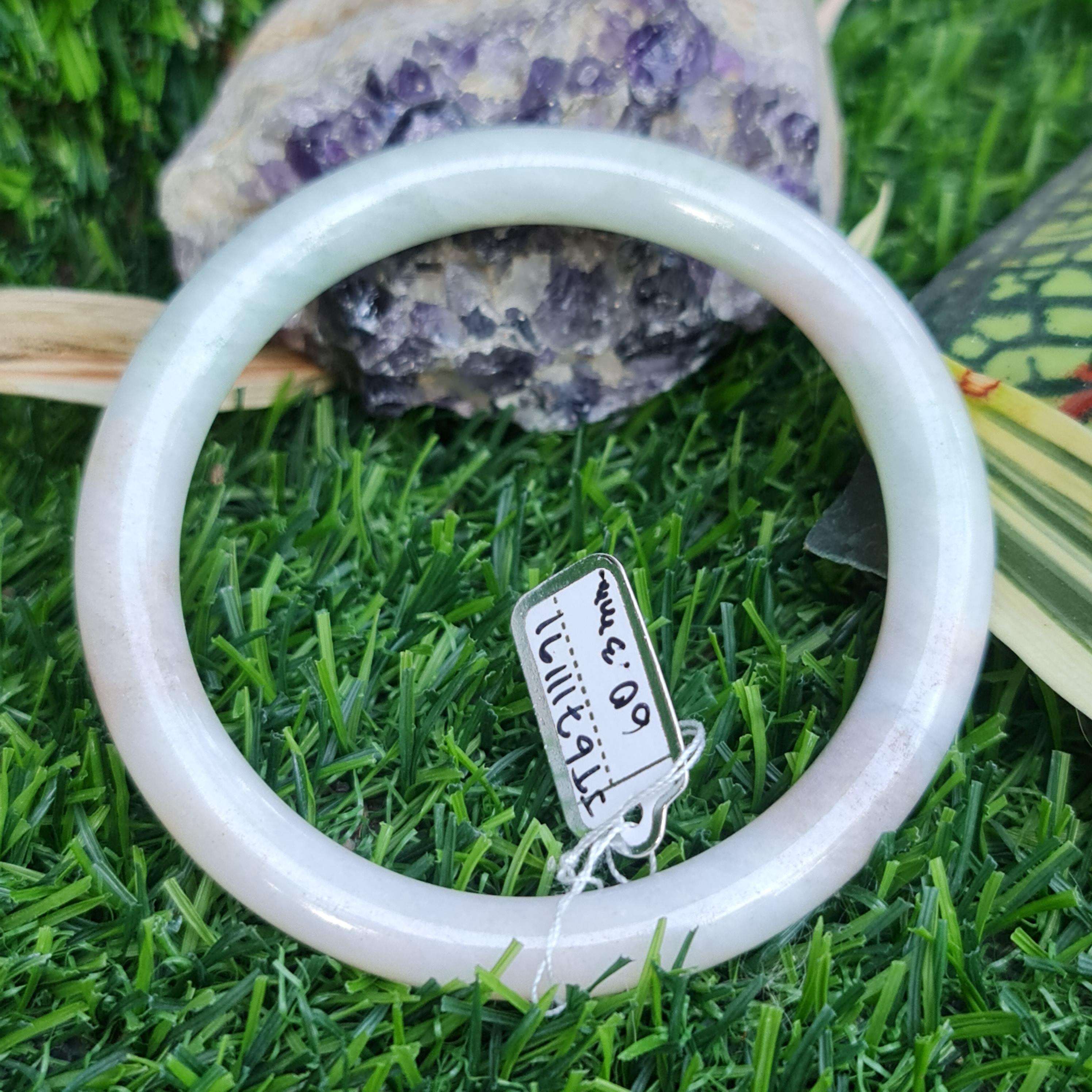 JB6711191 หยก พม่า แท้ Jade กำไลหยก 60.3 มม. (Jadeite bracelet) พม่า (Myanmar)