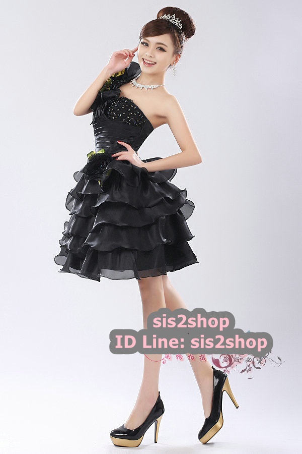 พร้อมเช่า ชุดแฟนซี เช่า 500 ชุดราตรีสั้น สีเขียว/เหลือง แต่งดอกไม้หลากสี ชายหยัก ฟูสวย