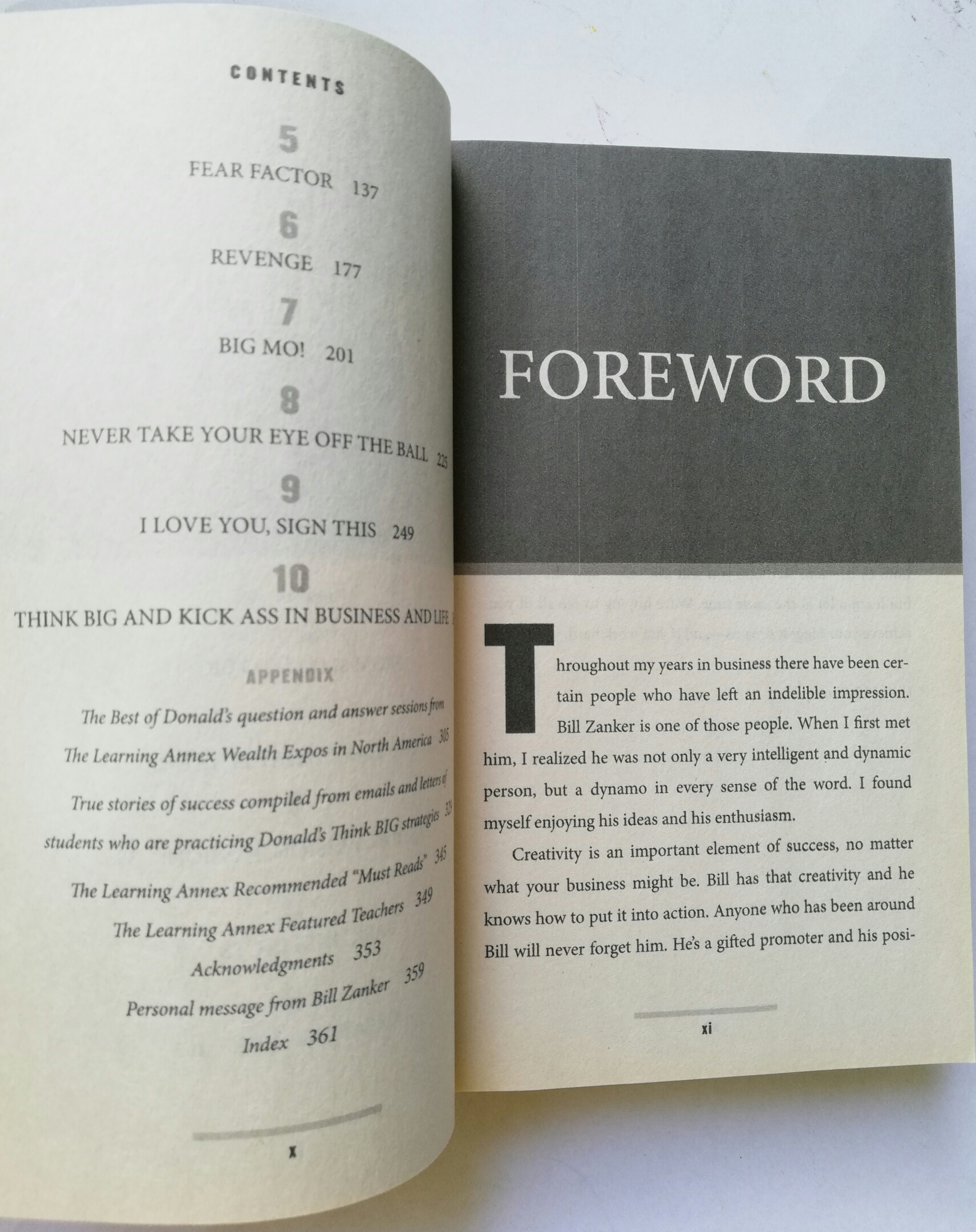 หนังสือแนวทักษะการบริหารจัดการ ฉบับภาษาอังกฤษ *THINK BIG" โดย Donald J.Trump และ Bill Zanker, president/founder The Learning Annex _Make It Happen in Business and Life **หนังสือมีตำหนิ โปรดตรวจสอบทุกภาพ