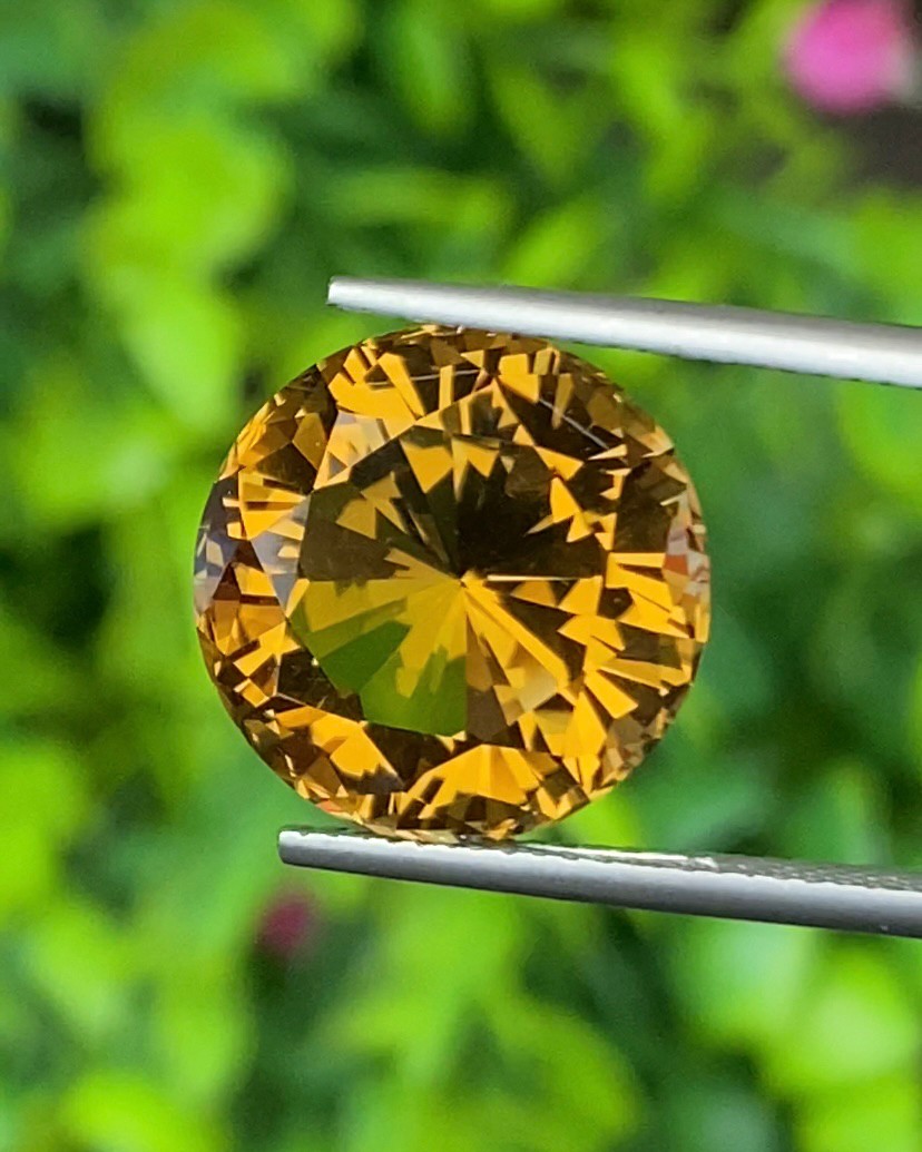 พลอย ซิทริน Citrine 10.22 กะรัต (Cts.) พลอยแท้ อัญมณีมงคลประจําวันเกิด เครื่องประดับพลอย
