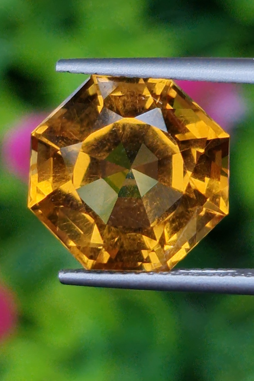 พลอย ซิทริน Citrine 7.82 กะรัต (Cts.) พลอยแท้ อัญมณีมงคลประจําวันเกิด เครื่องประดับพลอย