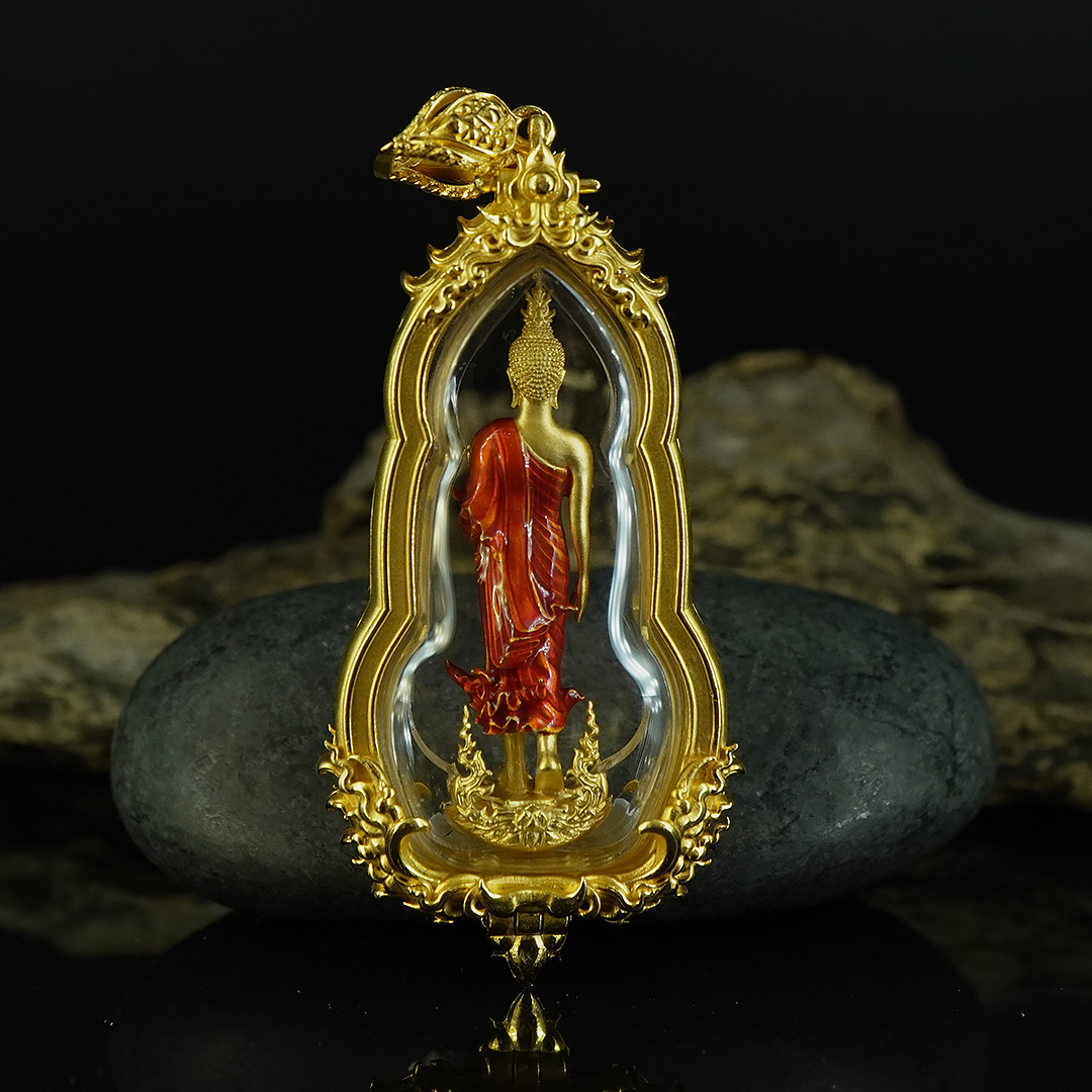 พระพุทธศิริสุขมั่นคงทรัพย์พร้อมเลี่ยมกรอบ รหัส 2 เนื้อบรอนซ์นอกชุบทองลงยาจีวร