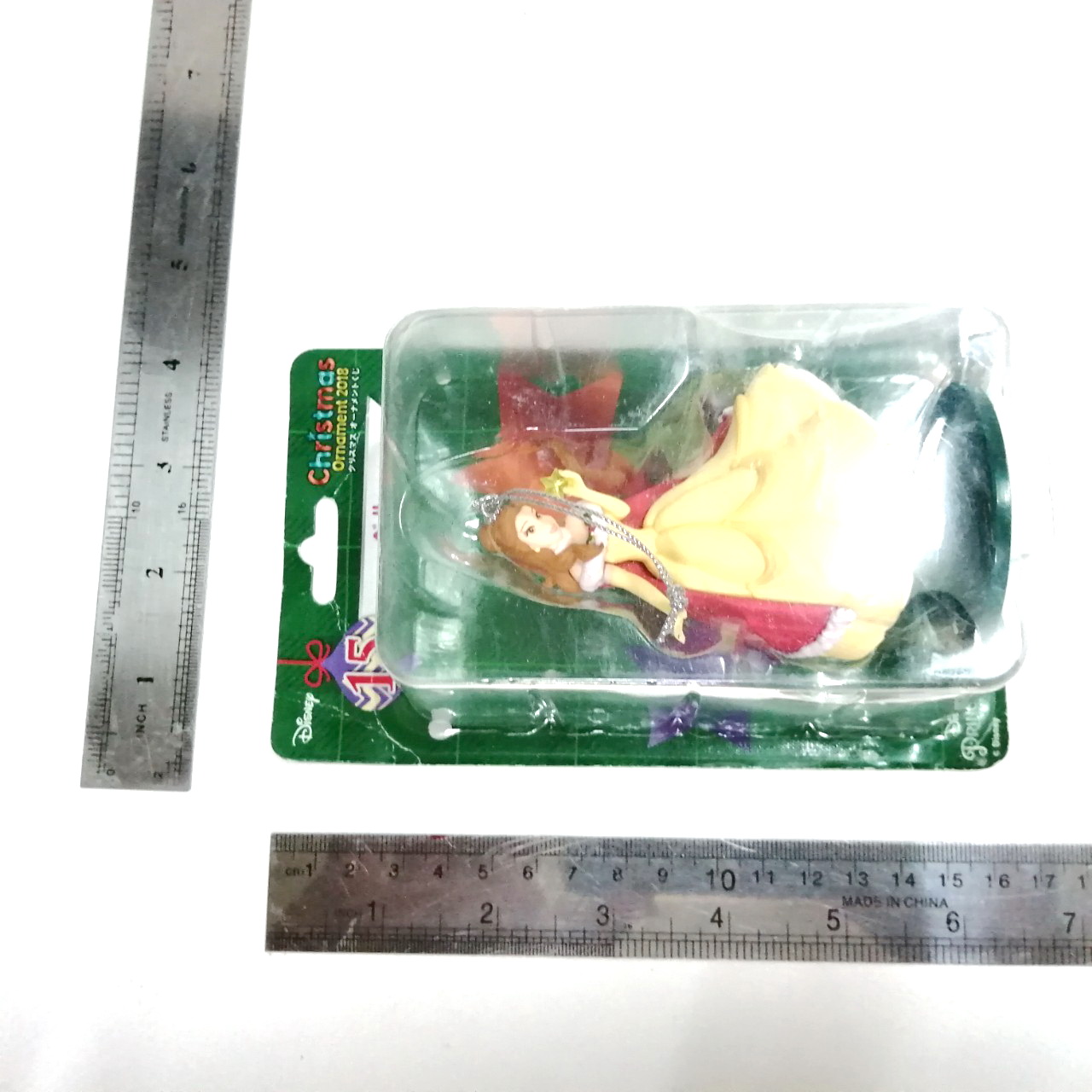 ตุ๊กตาเจ้าหญิงดีสนีย์ เบลล์ จาก บิวตี้แอนเดอะบีสต์ ของในแพค ขนาดราว 6 นิ้ว สภาพในแพค ไม่แกะ แพคมีรอยบ้าง