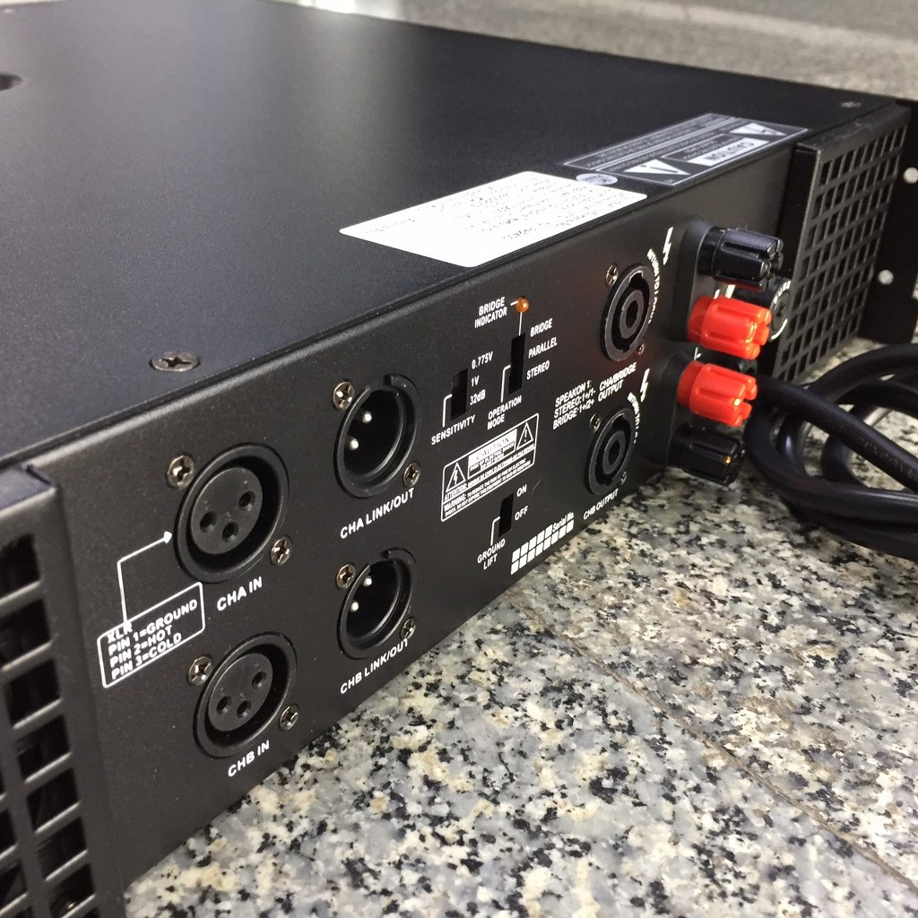 NTS PA 2400 poweramp