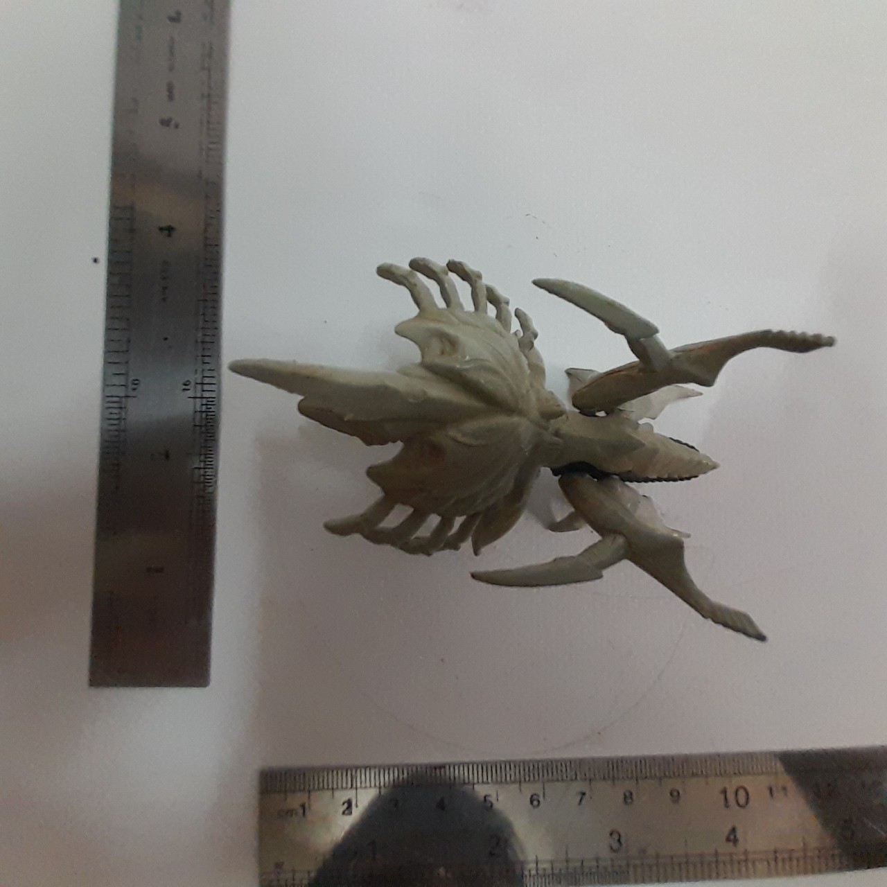 มีหลายภาพ,กาชาปอง 3 นิ้ว ขนาดตามรูป สัตว์ประหลาด ลีเจี้ยน จาก กาเมร่า มือสองสภาพดี หายากไม่พบบ่อย