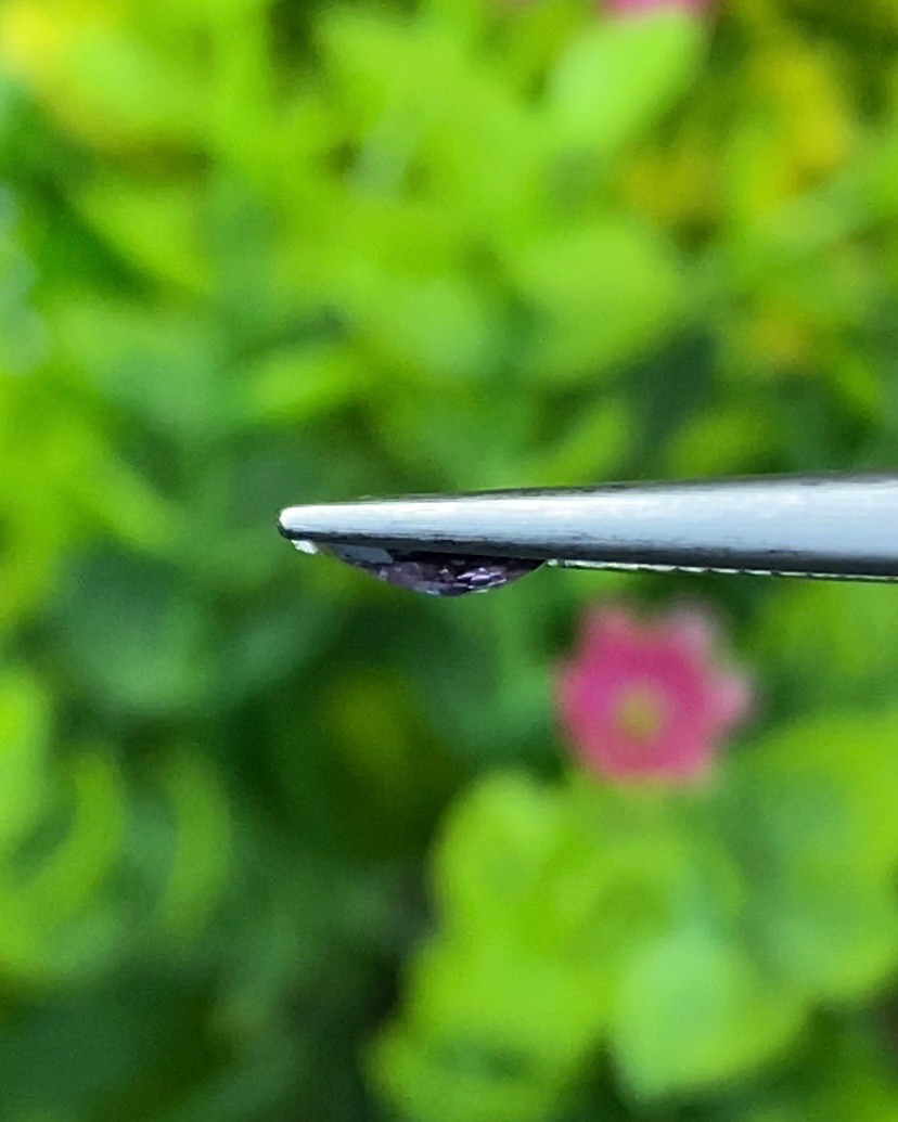 พลอย เพอเพิล แซฟไฟร์ สีม่วง Purple Sapphire ดิบ Unheated 0.70 กะรัต (Cts.) พลอยแท้ อัญมณีมงคลประจําวันเกิด เครื่องประดับพลอย