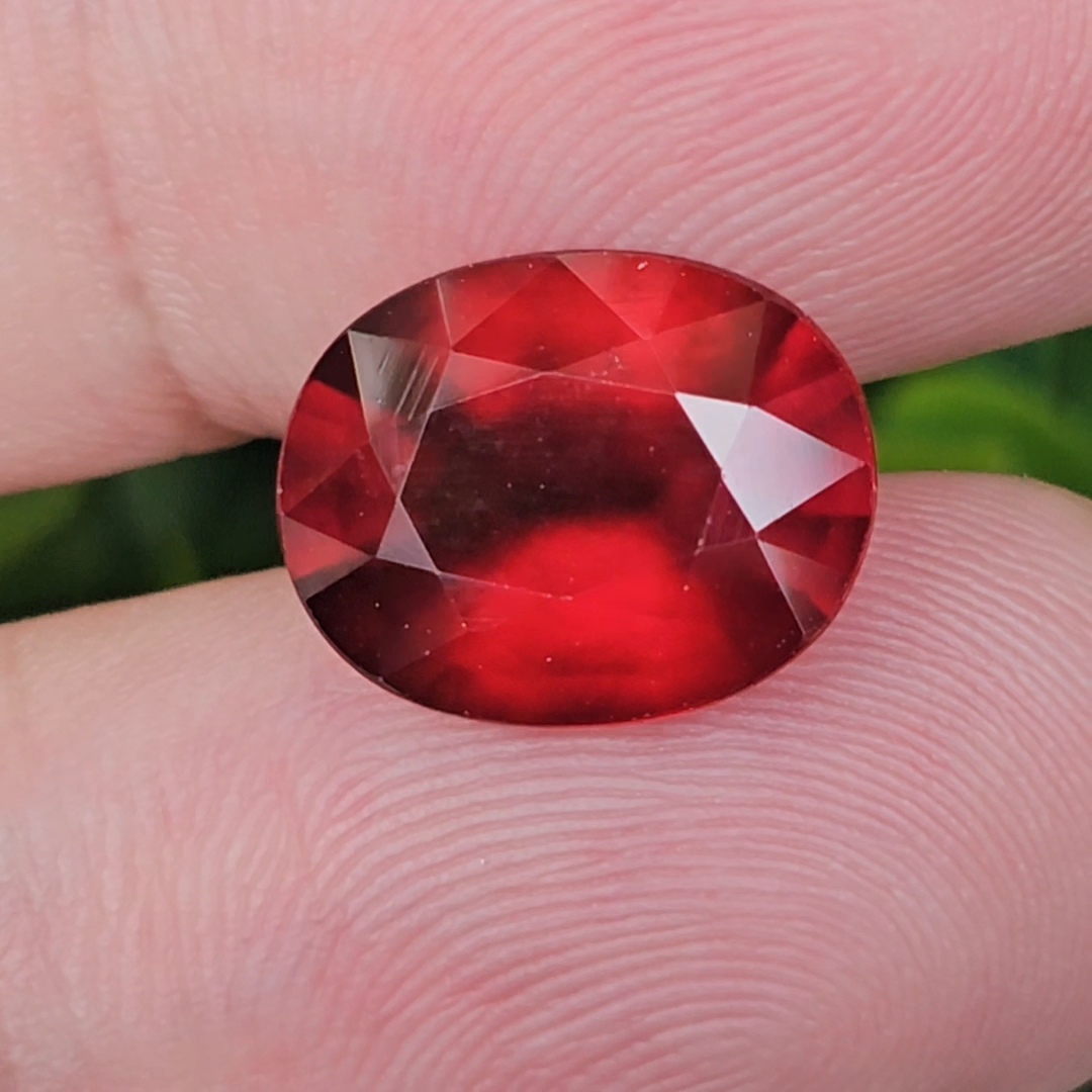 พลอย เฮลโซไนท์ การ์เน็ท Hessonite Garnet 6.25 กะรัต (Cts.) พลอยแท้อัญมณีมงคล ประจําวันเกิด เครื่องประดับพลอย
