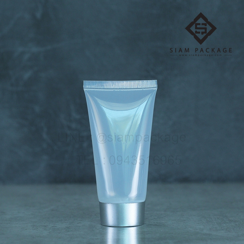 หลอดโฟมใส 50g. ฝาเกลียวสีเงินด้าน