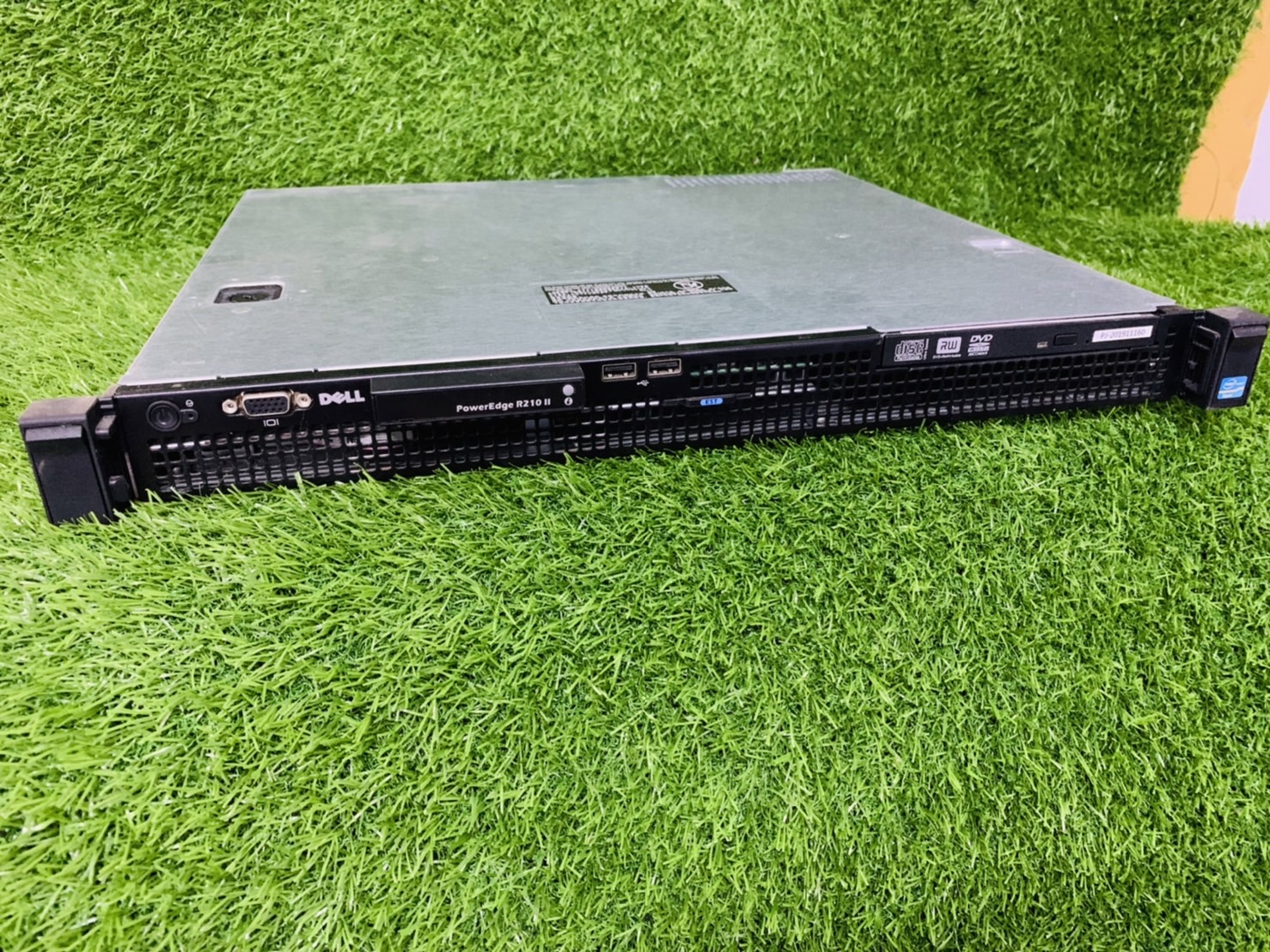 Server Dell PowerEdge R210ii Server CPU i3-2120 Ram 4GB HDD 500GB