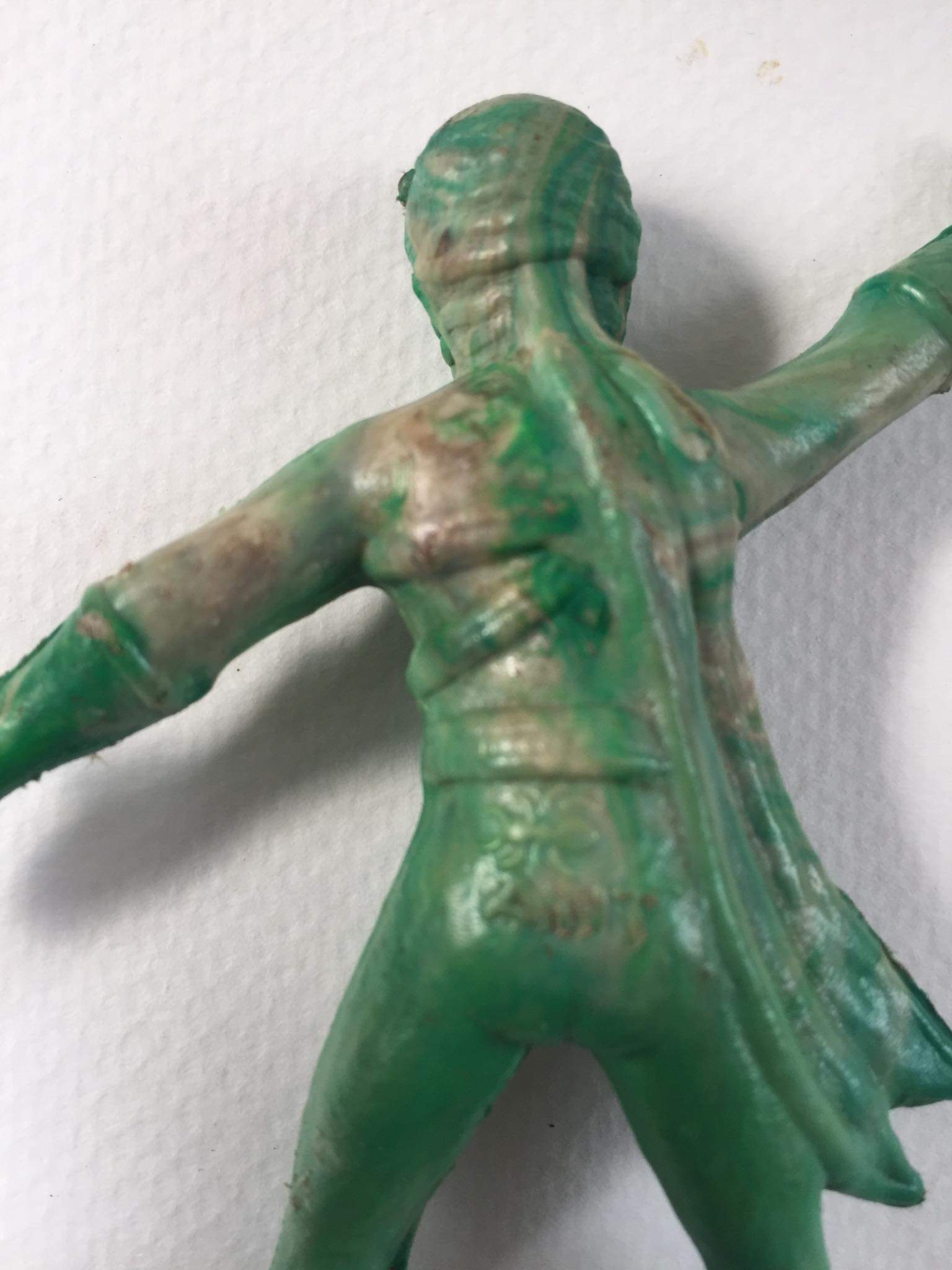 ตุ๊กตุ่นแอ๊นท์ ตัวแข็ง สีเขียวตุ่น เนื้อพลาสติกผสมไม่เข้ากัน ขนาด 4-4.5นิ้ว เรนโบว์แมน ยอดมนุษย์สายรุ้ง ร่างที่ 7 มือสองสภาพดี ไม่ชำรุด