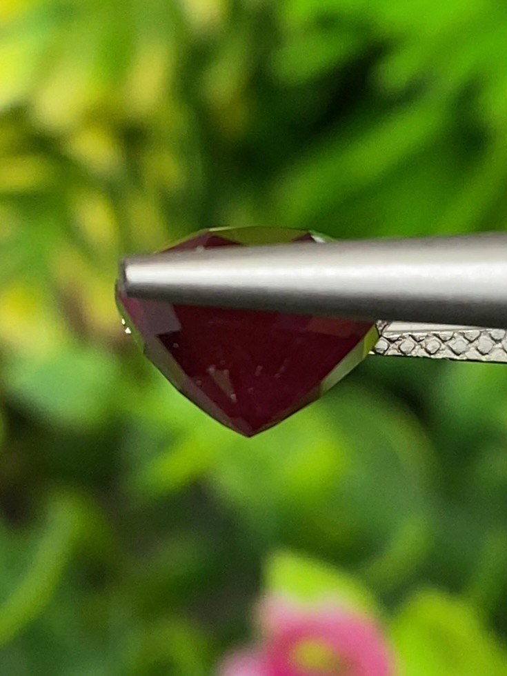 พลอย ทับทิม พม่า (Burmese Ruby Sapphire) 4.07 กะรัต พร้อมใบเซอร์ พลอยแท้ อัญมณีมงคลประจําวันเกิด เครื่องประดับพลอย