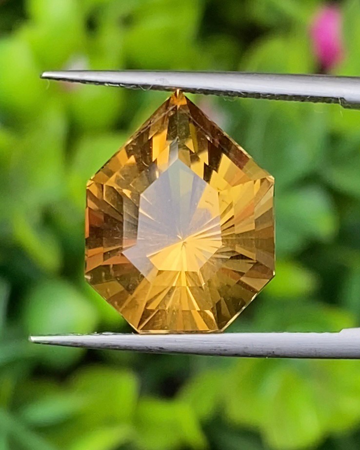 พลอย ซิทริน Citrine 9.55 กะรัต (Cts.) พลอยแท้ อัญมณีมงคลประจําวันเกิด เครื่องประดับพลอย