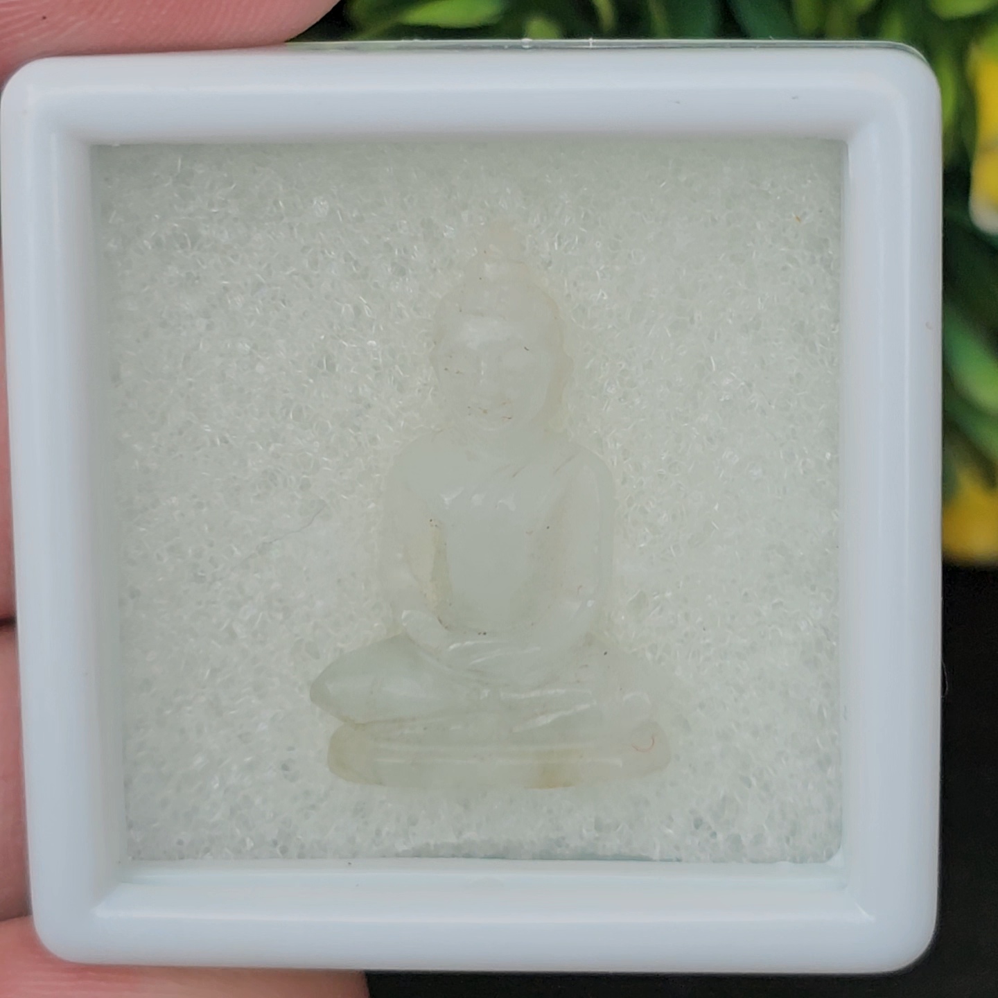 หยก แกะสลัก รูป พระ (Burmese jadeite) 14.57 กะรัต (cts.) หยก พม่า แท้