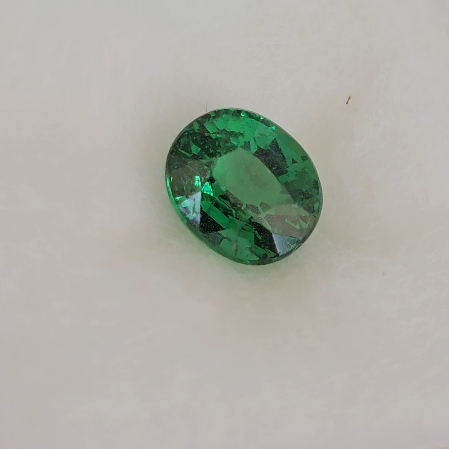 พลอย ซาโวไรท์ Tsavorite Garnet 1.26 กะรัต (Cts.) ดิบ Unheated พร้อมใบเซอร์ อัญมณีมงคลประจําวันเกิด เครื่องประดับพลอย
