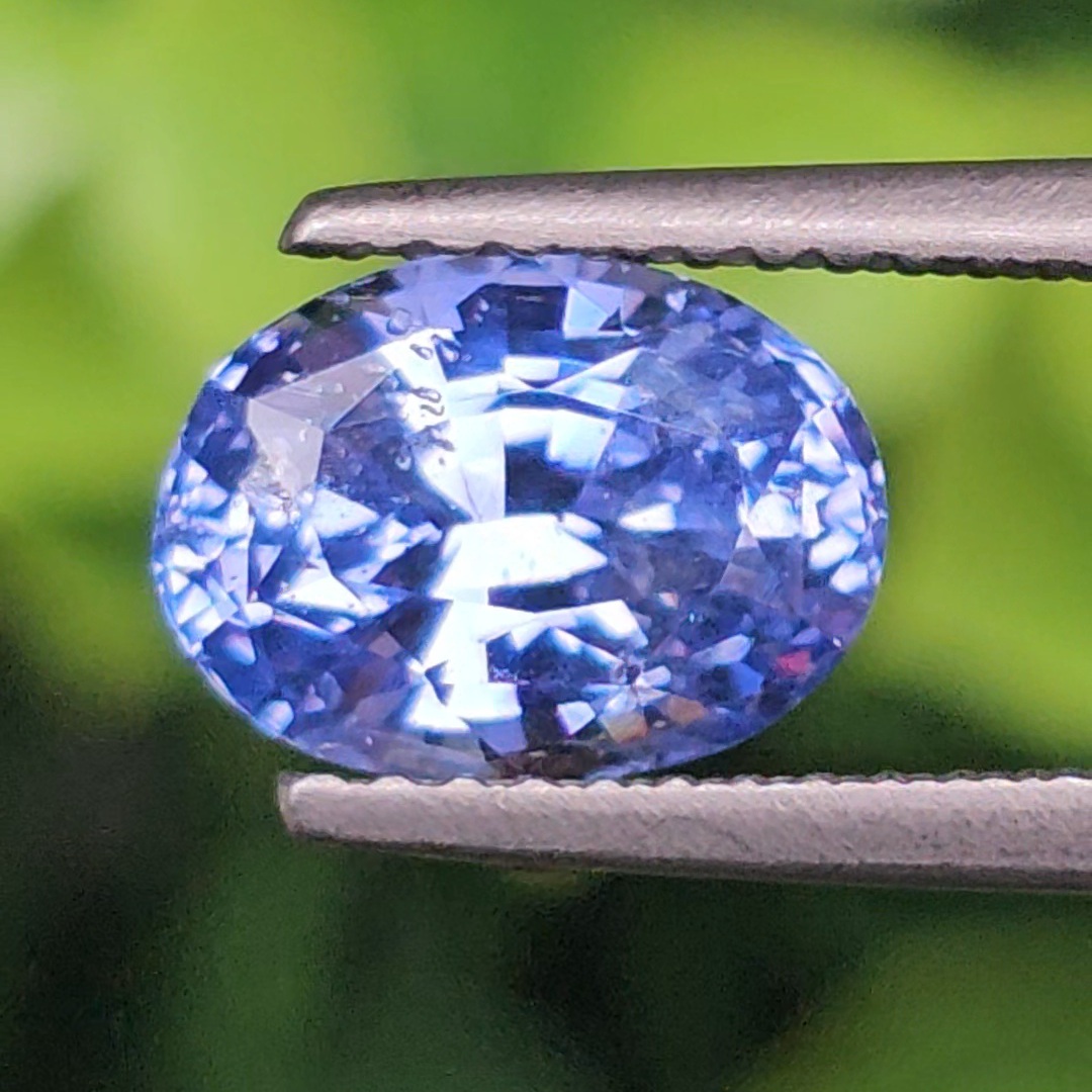 พลอย ไพลิน blue sapphire 2.73 กะรัต (Cts.) ดิบ unheated พร้อมใบเซอร์ พลอยแท้ อัญมณีมงคลประจําวันเกิด เครื่องประดับพลอย