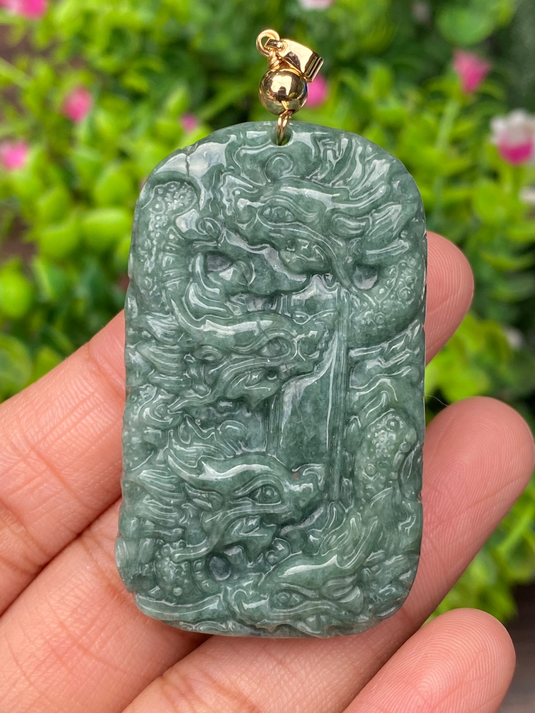 หยก พม่า แท้ จี้หยก (Burmese jadeite) แกะสลักมังกร 180.66 กะรัต (Cts.) หยกแท้ อัญมณีมงคลประจําวันเกิด เครื่องประดับหยก