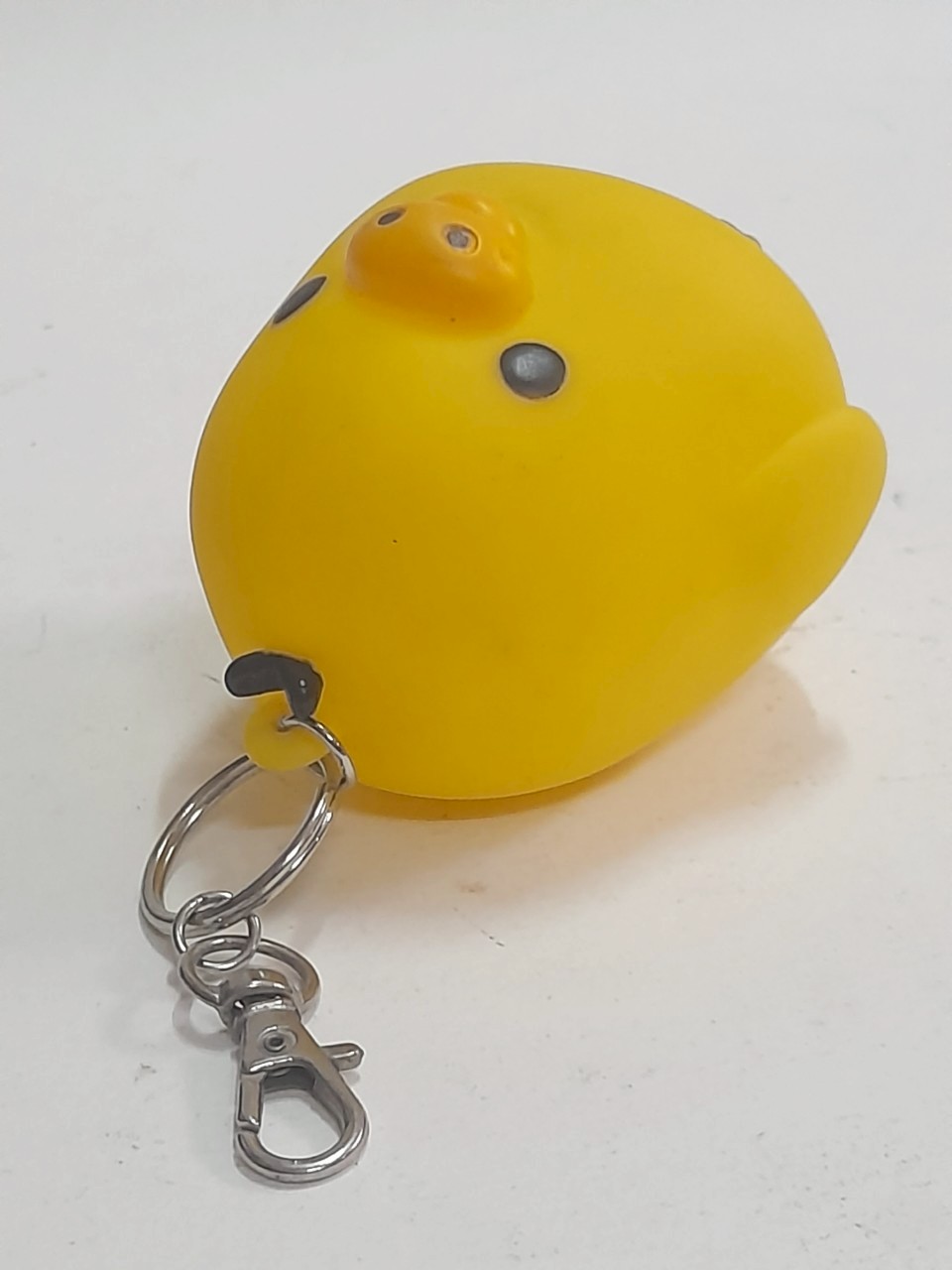 มีหลายภาพ ของสะสม พวงกุญแจเป็ด ขนาดตามภาพ