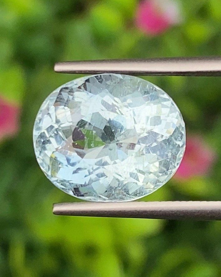 พลอย อความารีน Aquamarine 6.80 กะรัต (Cts.) พลอยแท้ อัญมณีมงคลประจําวันเกิด เครื่องประดับพลอย