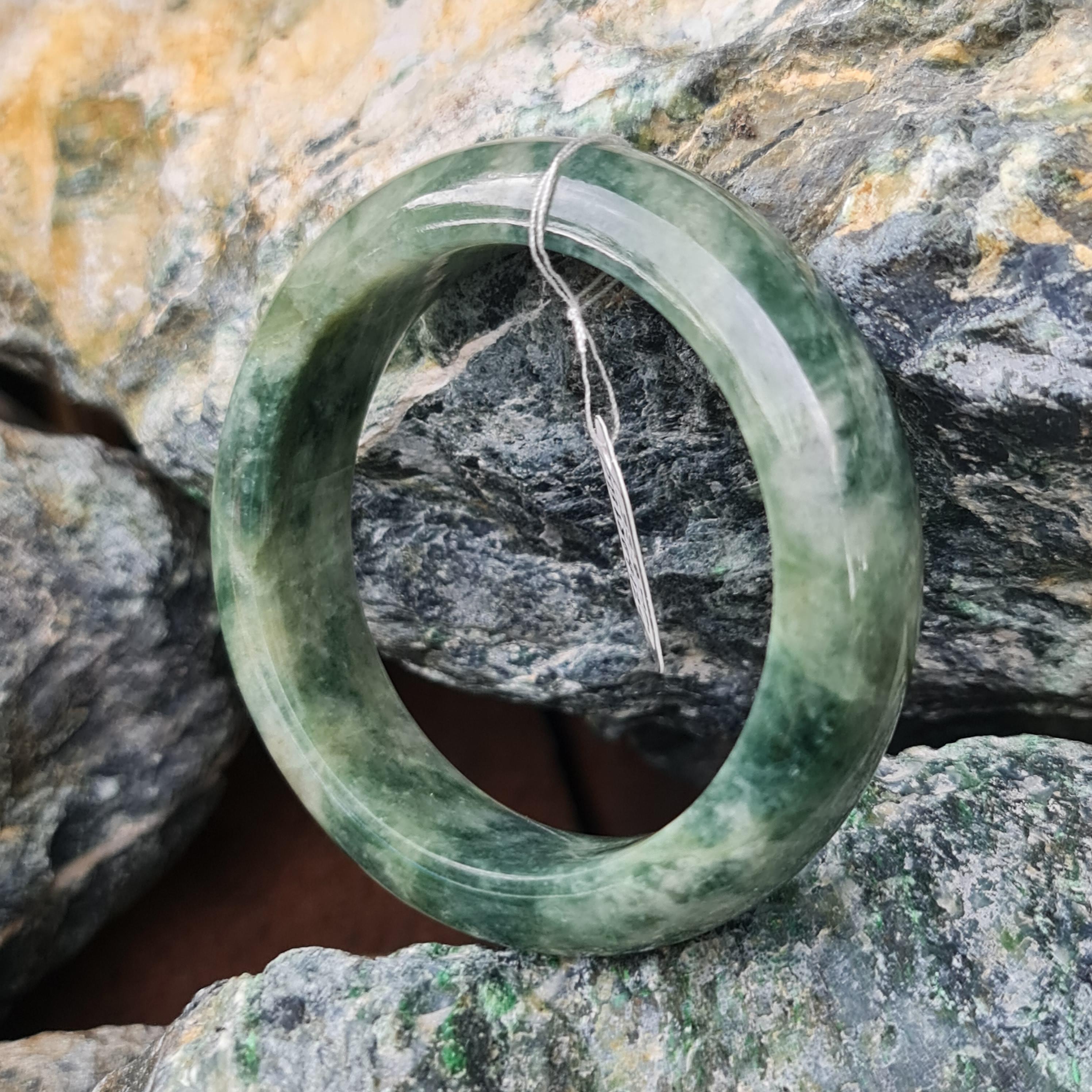 JB6804129 หยก พม่า แท้ Jade กำไลหยก 55.8 มม. (Jadeite bracelet) พม่า (Myanmar)