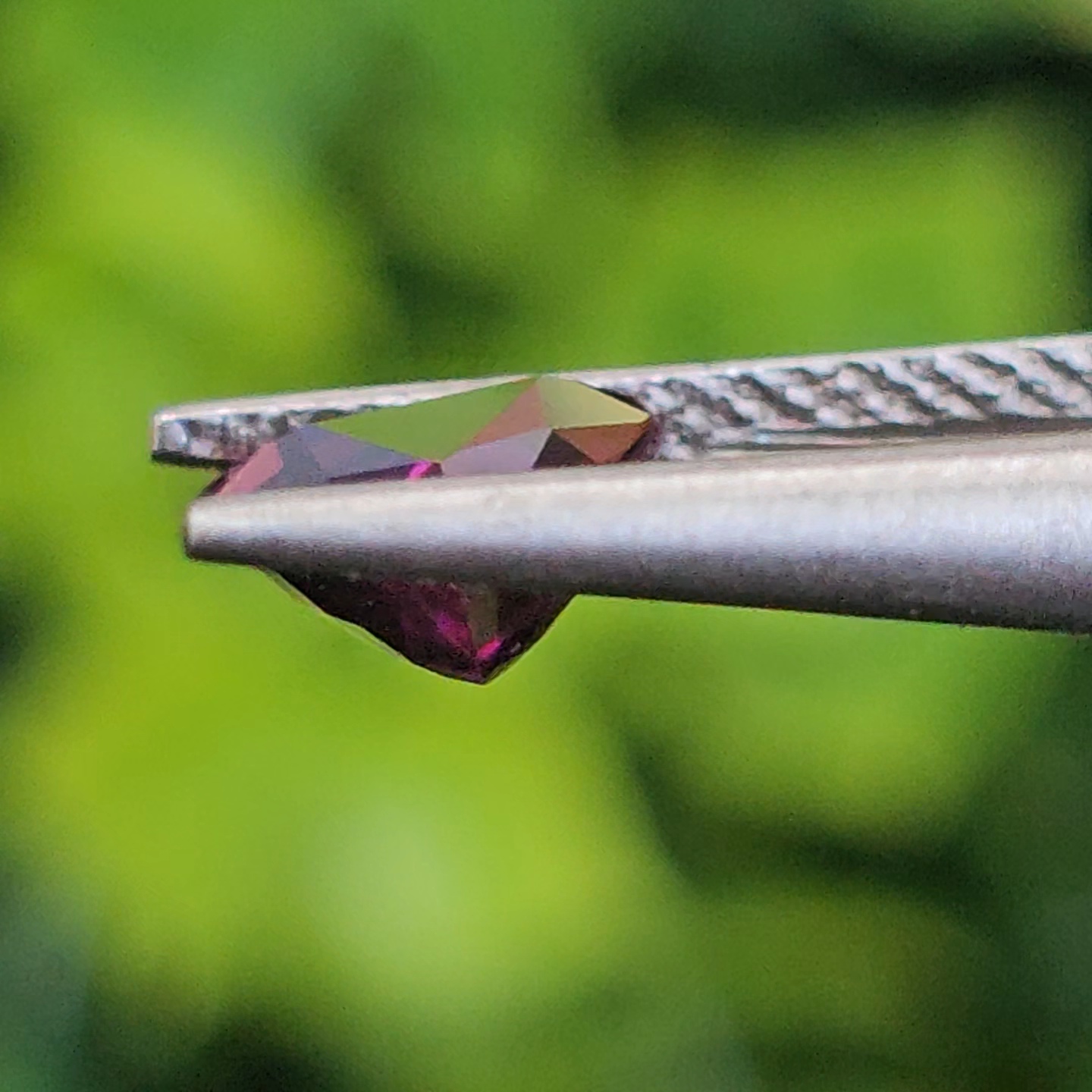 พลอย อุมบาไลต์ การ์เน็ต Umbalite Garnet 1.16 กะรัต (Cts.) ดิบ Unheated ลอยแท้ อัญมณีมงคลประจําวันเกิด เครื่องประดับพลอย