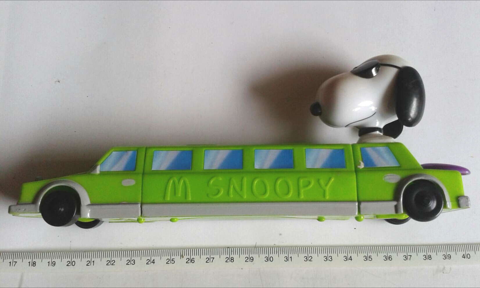 ของสะสมจากแมคโดนัลด์ " สนู๊ปปี้ Snoopy" ชุด 50 ปีแมคโดนัลด์