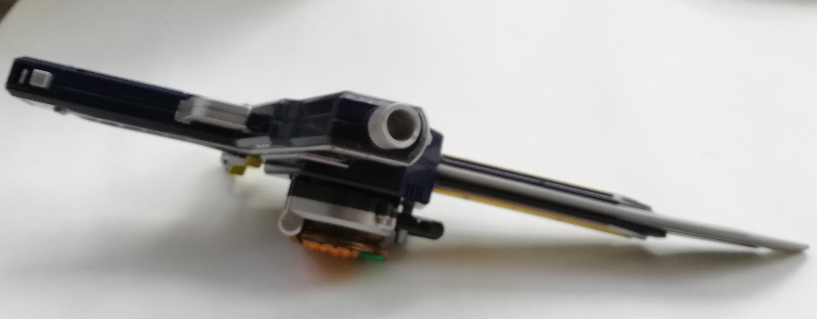 ดาบ-ปืน มุโซเซเบอร์ ปืนดาบของไรเดอรไกมุ สามารถเล่นกับล็อกซี๊ด ผลไม้ไกมุได้ทุกลูก แถมพายแอปเปิ้ล ล็อกซี๊ด 1ลูก **ใส่ถ่านแล้ว เล่นได้ปกติ มีเสียง สินค้ามีตำหนิโปรดตรวจสอบทุกภาพ